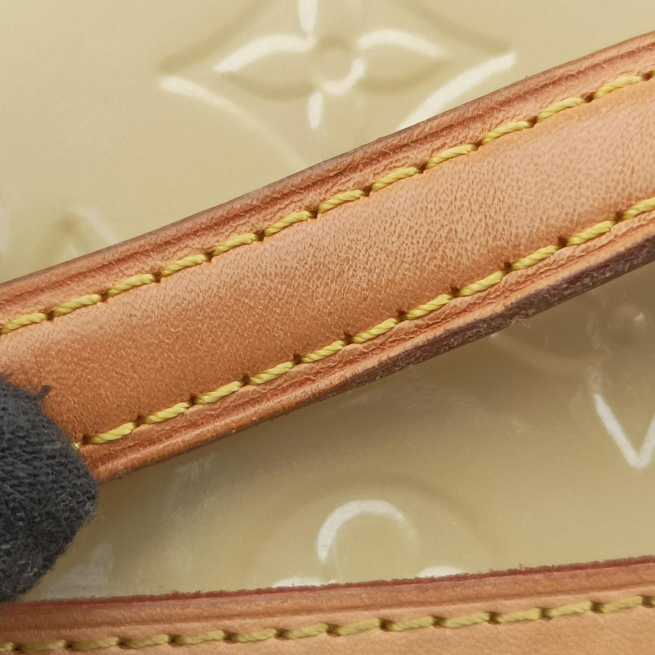 Pre-owned Louis Vuitton Bréa MM Dunne Vernis M90180 shoulderbag | stylenewstar