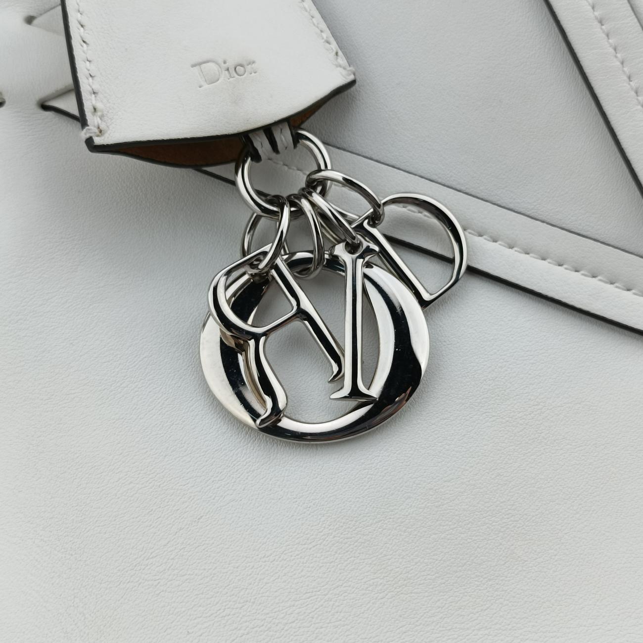 Pre-owned Christian Dior Cannage Detail Shopper Tote White Leather  shoulderbag | stylenewstar