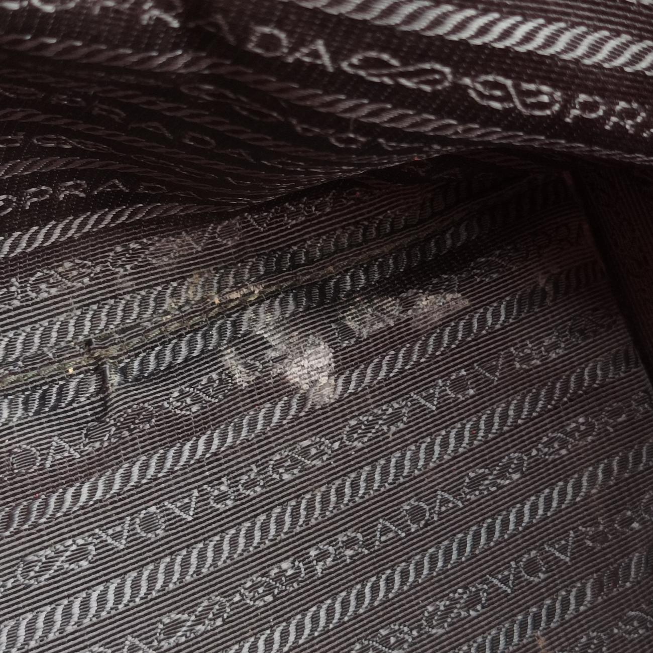 Pre-owned Prada Twin Pocket Winged Tote Red Leather BN2619 shoulderbag | stylenewstar