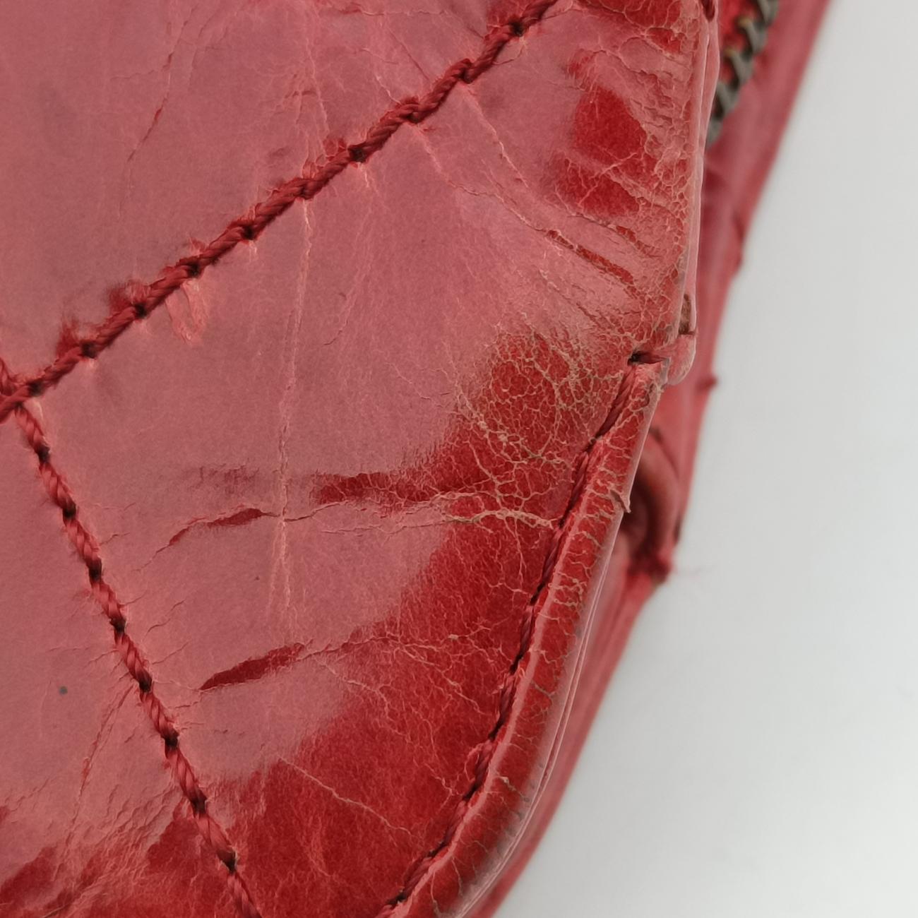 Pre-owned Chanel 2.55 Matelasse Red Leather A66817 shoulderbag | stylenewstar