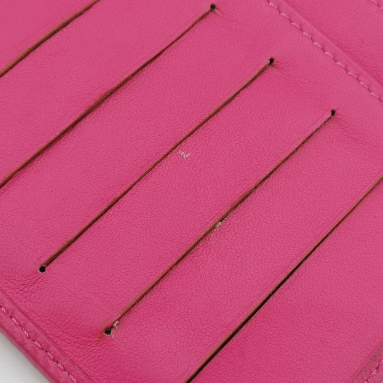 Pre-owned Fendi Embossed Logo Pink Leather 8M0219 shoulderbag | stylenewstar