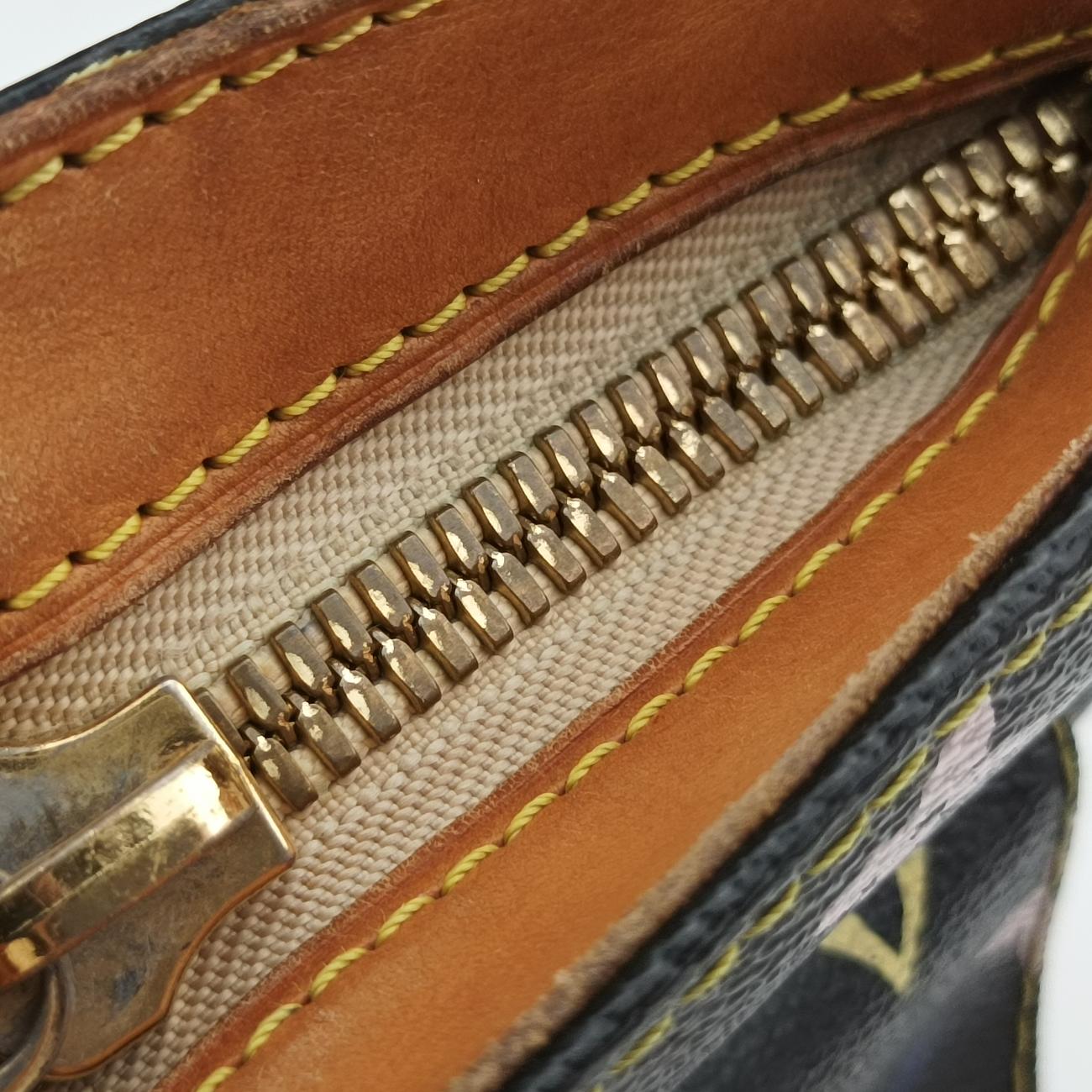 Pre-owned Louis Vuitton Lodge GM Noir   Monogram Multicolor M40052 shoulderbag | stylenewstar