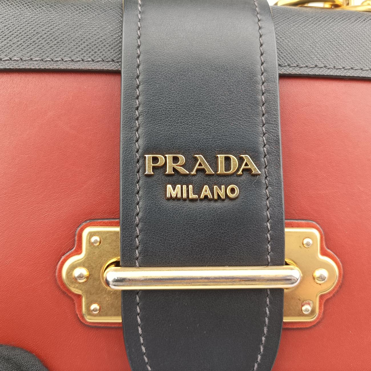 Vintage Prada Pionnière Red×black leather 1BH056 shoulderbag | stylenewstar