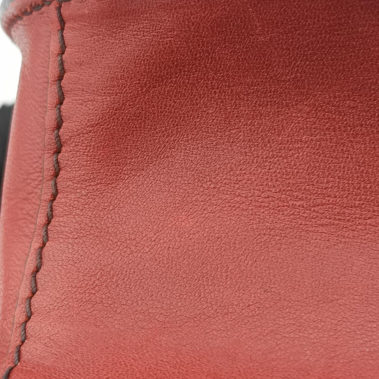 Vintage Prada Pionnière Red×black leather 1BH056 shoulderbag | stylenewstar