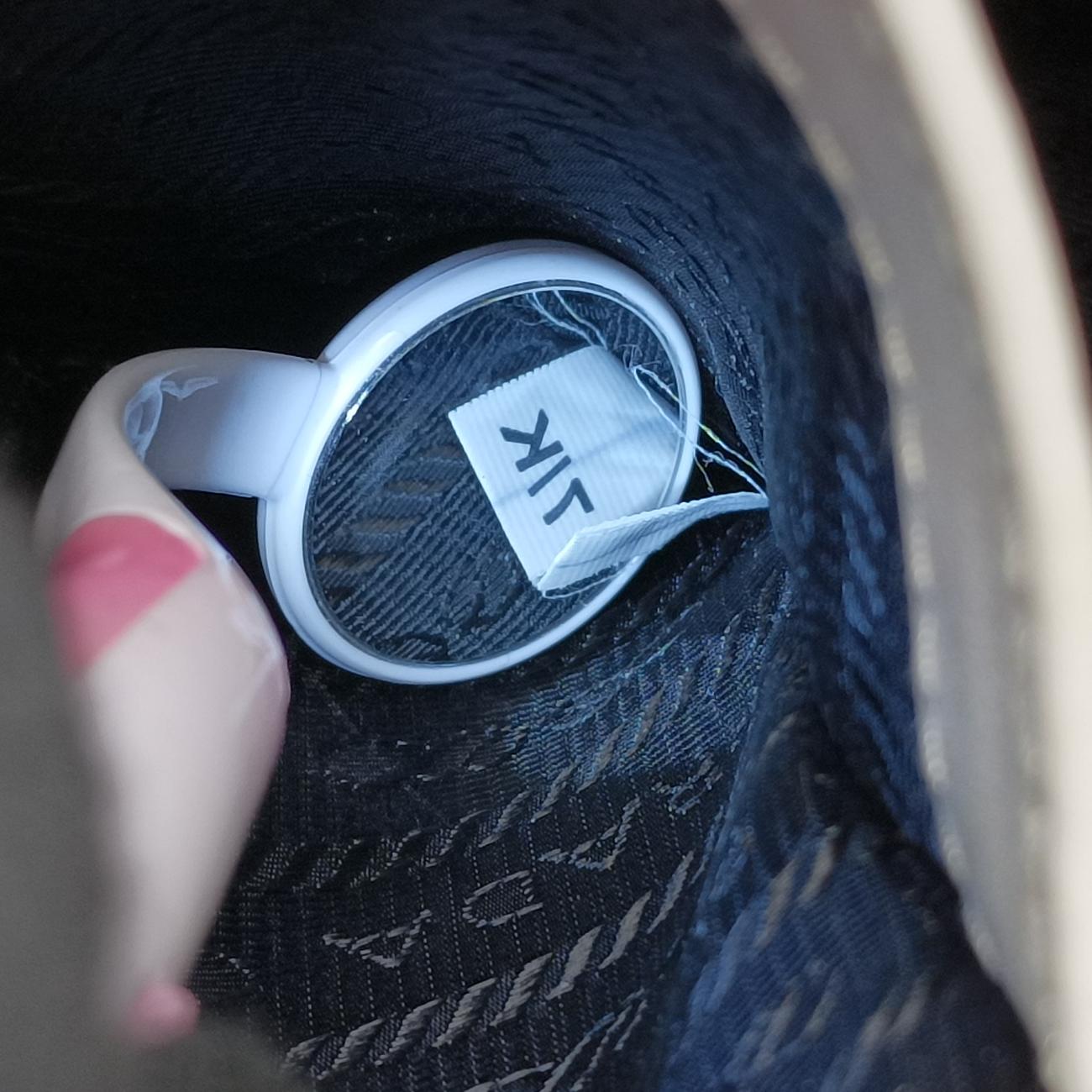 Pre-owned Prada Cleo White Brushed leather  shoulderbag | stylenewstar