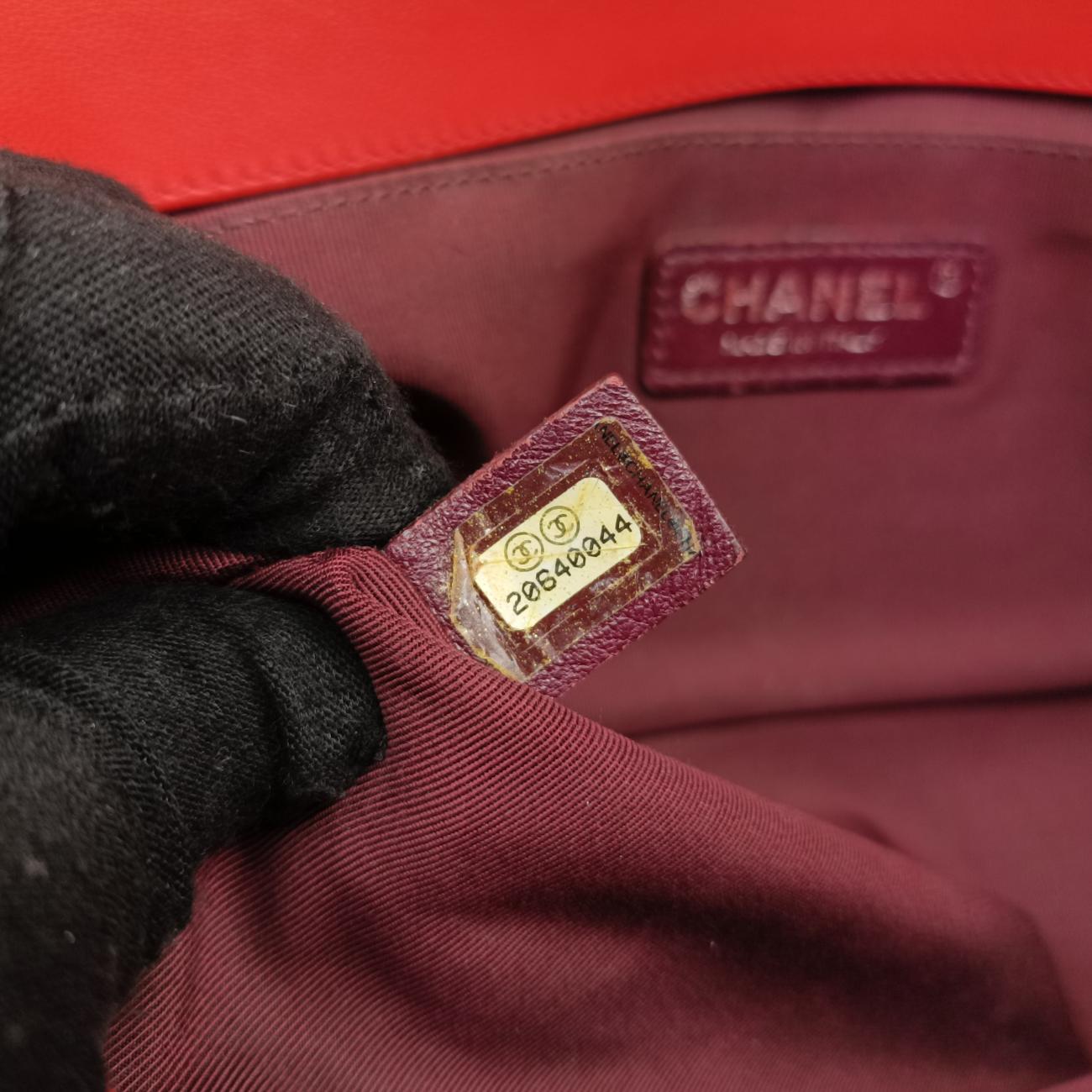 Secondhand Chanel BOY CHANEL Orange lambskin A92828 shoulderbag | stylenewstar