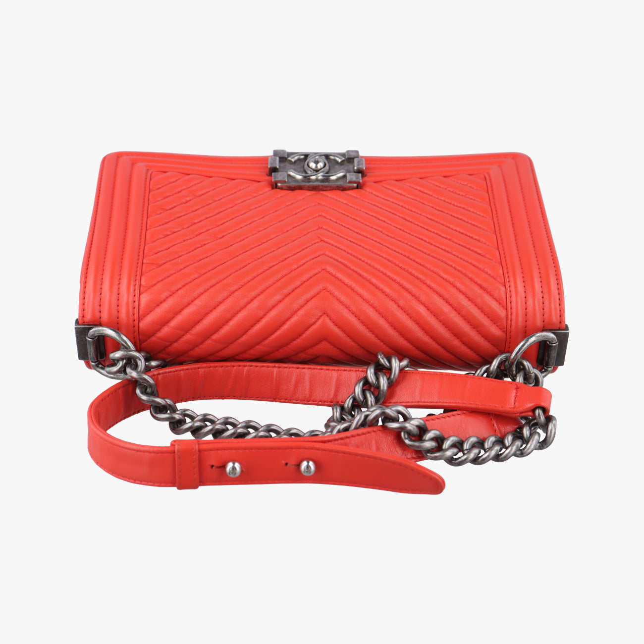 Secondhand Chanel BOY CHANEL Orange lambskin A92828 shoulderbag | stylenewstar