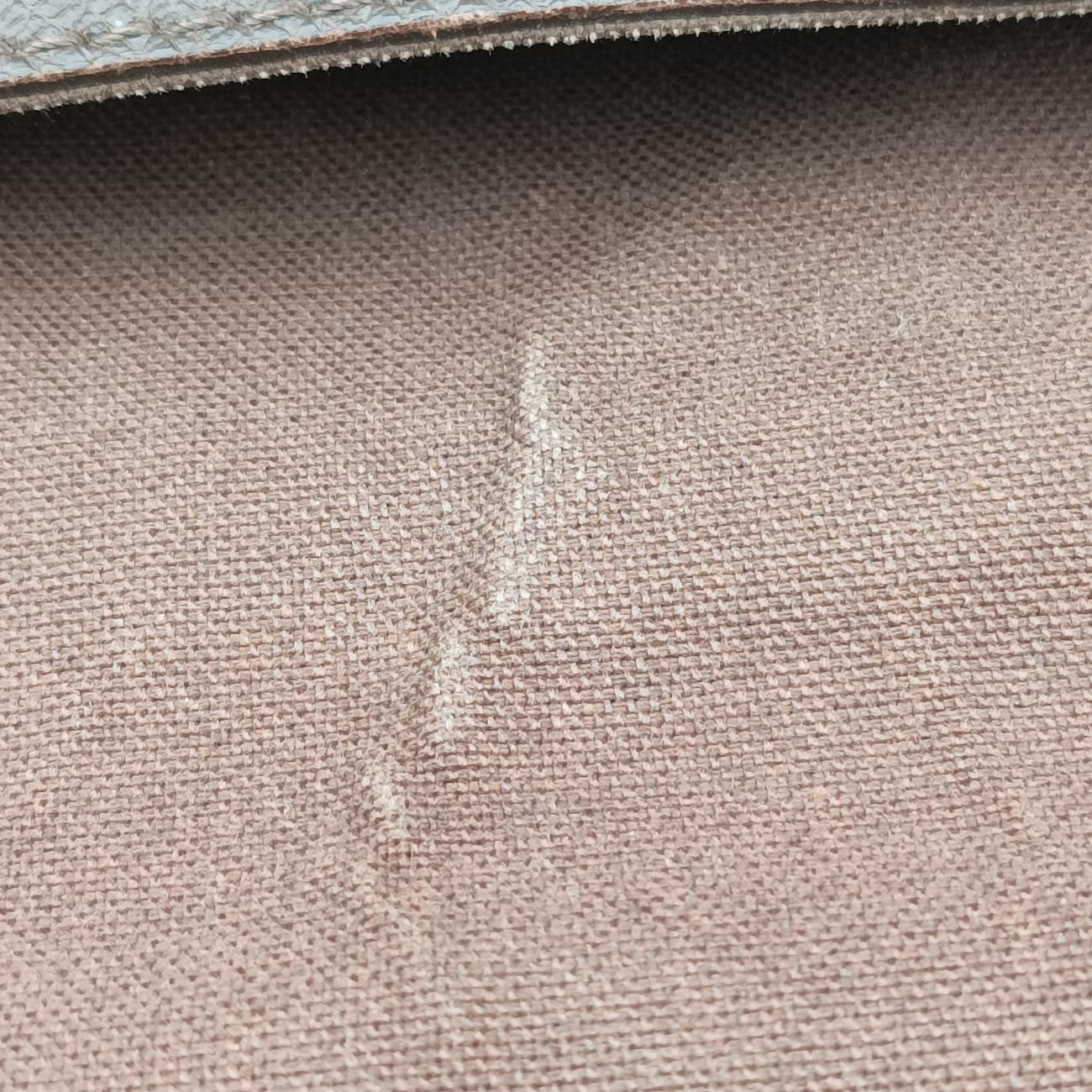 Pre-owned Louis Vuitton ANDREI Grizzly Taiga M32488 shoulderbag | stylenewstar