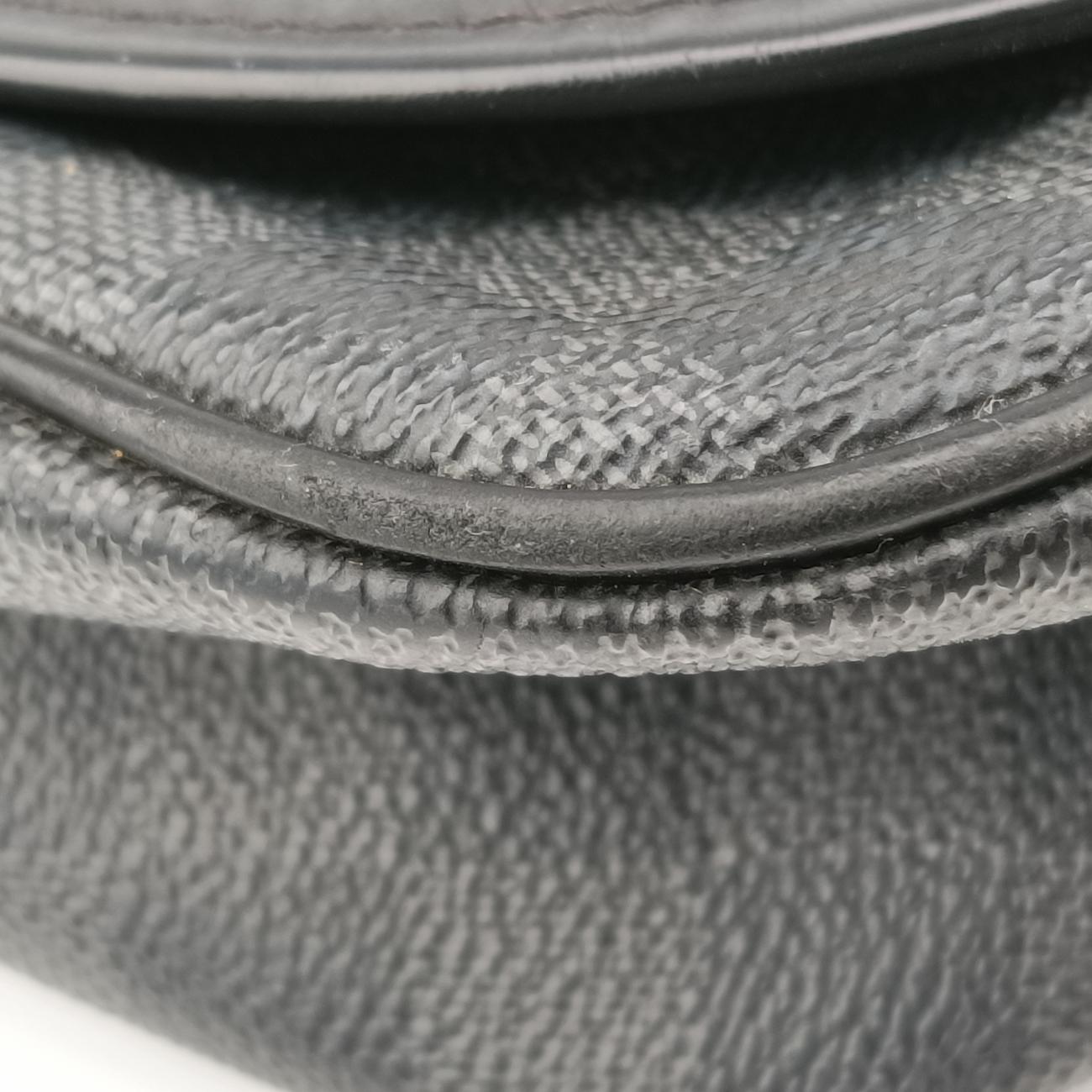 Pre-owned Louis Vuitton DANIEL MM Noir Damier Graphite N58029 shoulderbag | stylenewstar