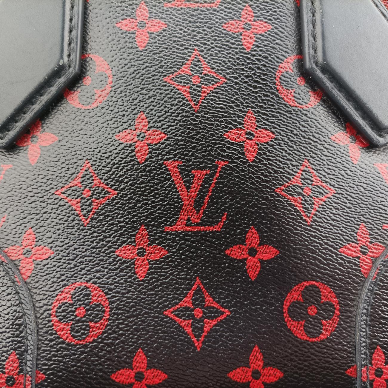 Pre-owned Louis Vuitton Dora Soft BB Rouge x Noir Damier Canvas M50217 shoulderbag | stylenewstar