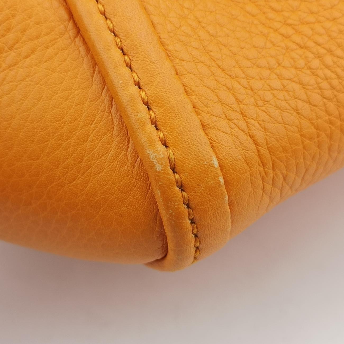 Pre-owned Gucci Soho Orange Leather 369176 shoulderbag | stylenewstar