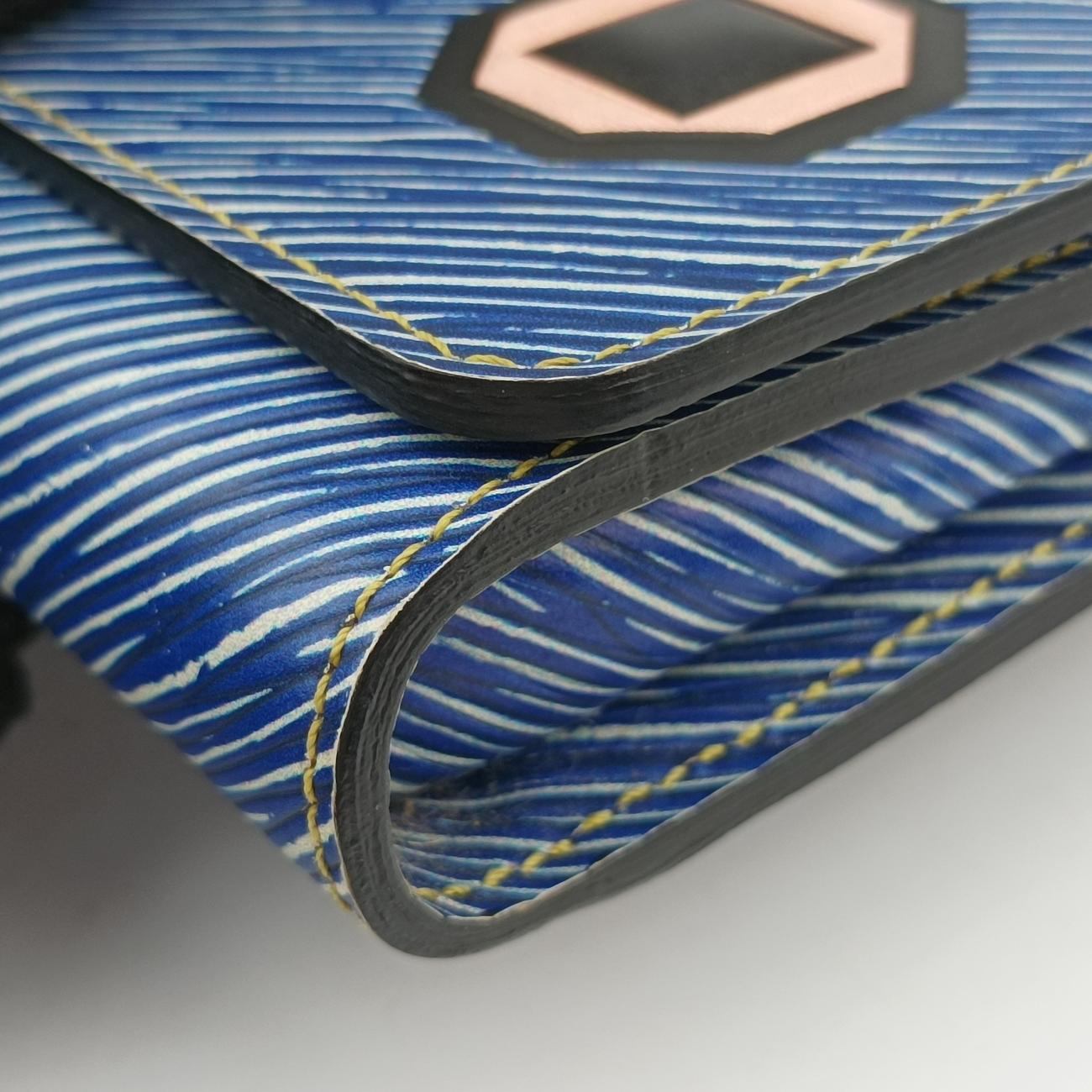 Pre-owned Louis Vuitton Twist MM Blue x Multicolor Epi M54865 shoulderbag | stylenewstar