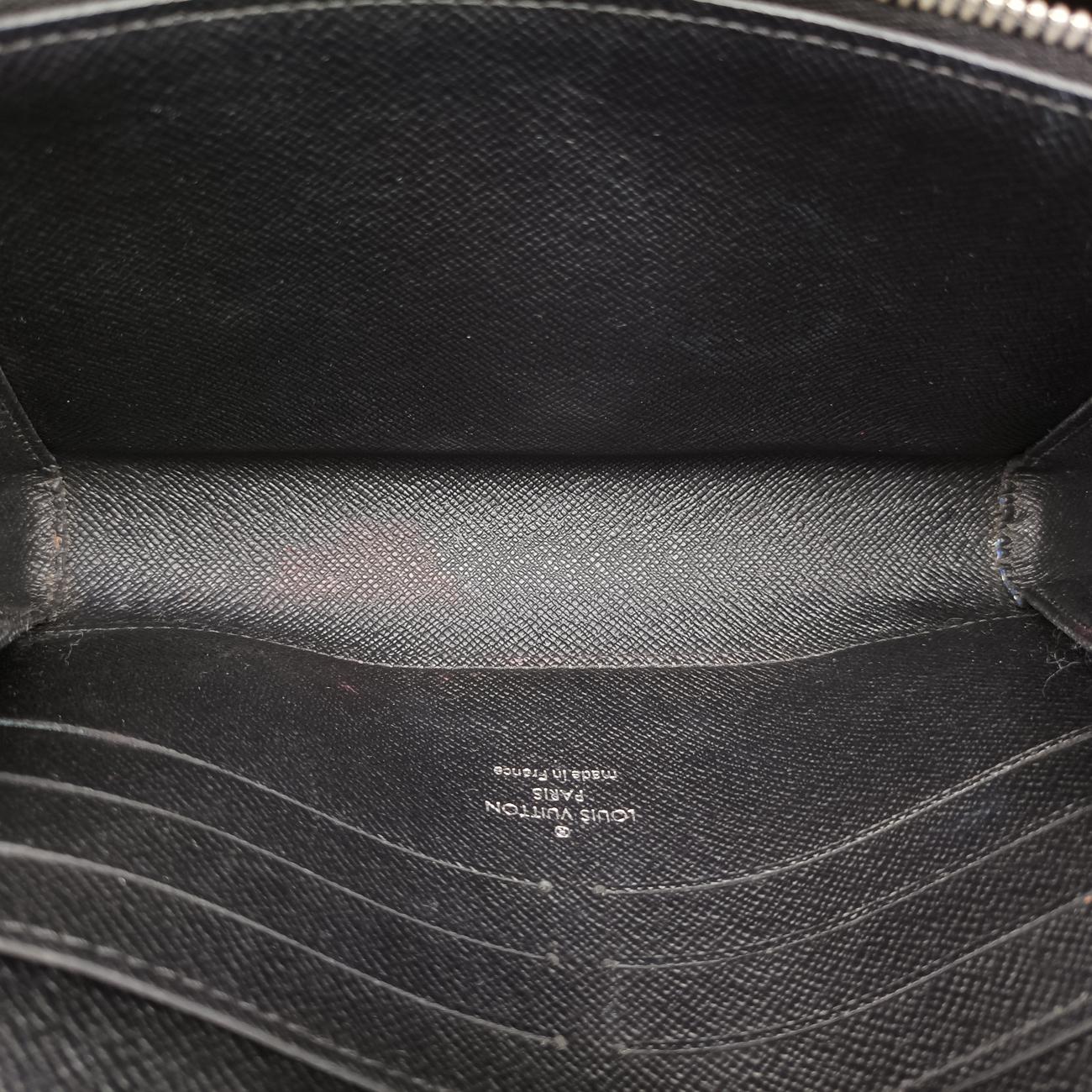 Pre-owned Louis Vuitton Twist MM Blue x Multicolor Epi M54865 shoulderbag | stylenewstar