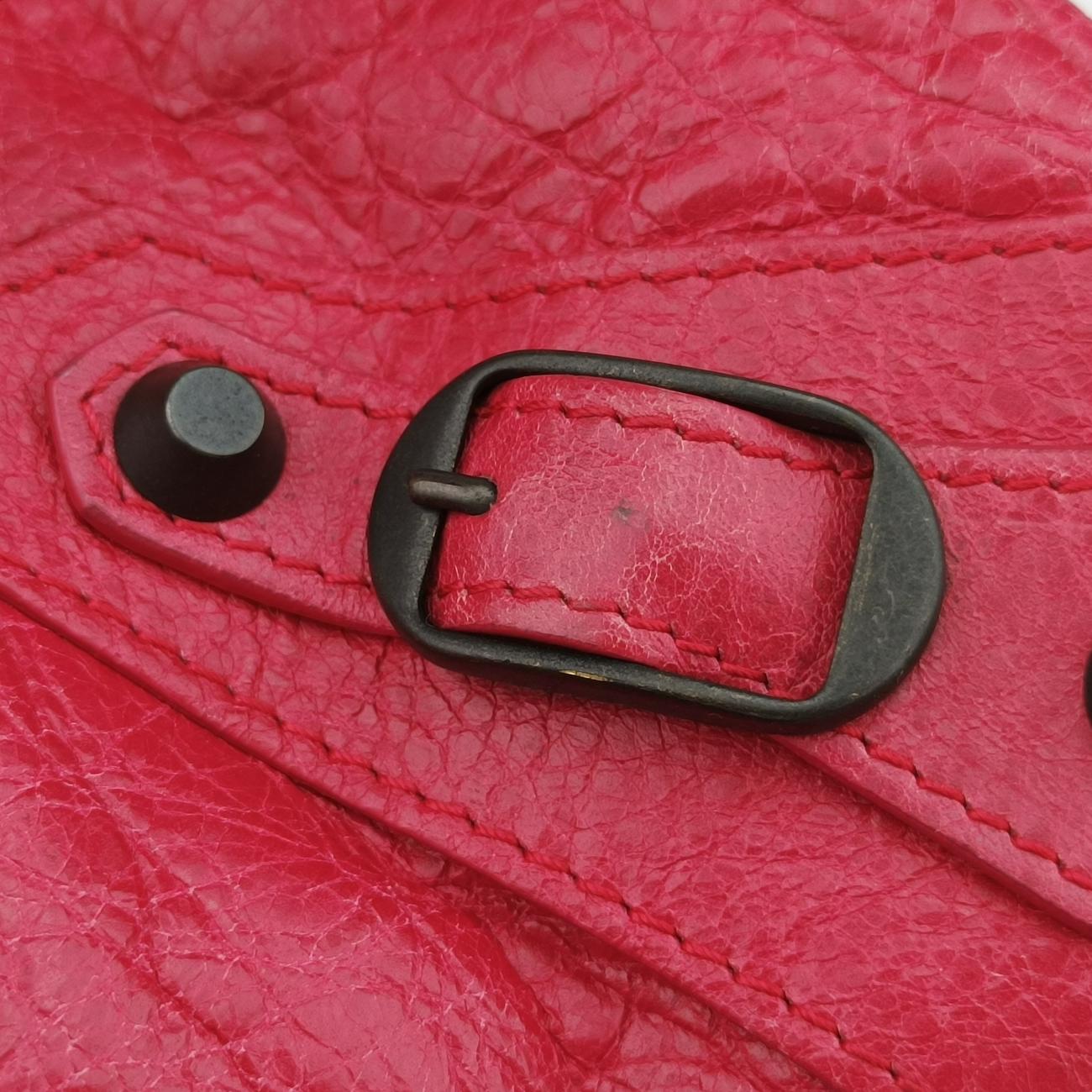 Pre-owned Balenciaga Electric Perforated Motorcycle City Red lambskin  shoulderbag | stylenewstar