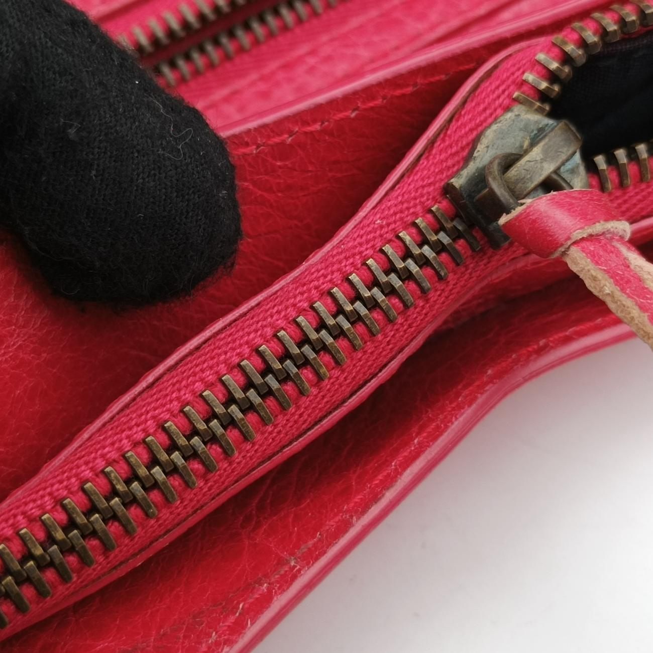 Pre-owned Balenciaga Electric Perforated Motorcycle City Red lambskin  shoulderbag | stylenewstar