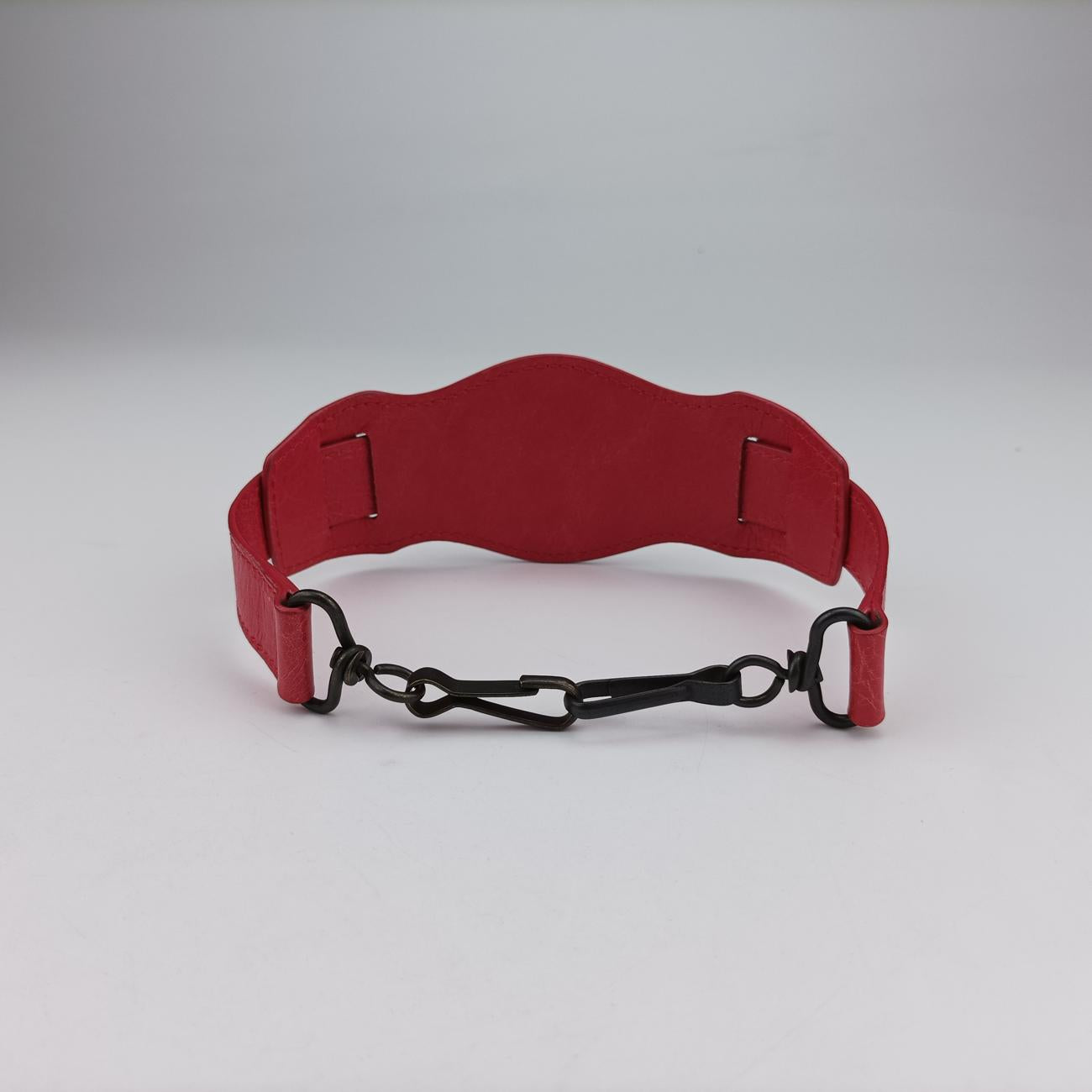 Pre-owned Balenciaga Electric Perforated Motorcycle City Red lambskin  shoulderbag | stylenewstar