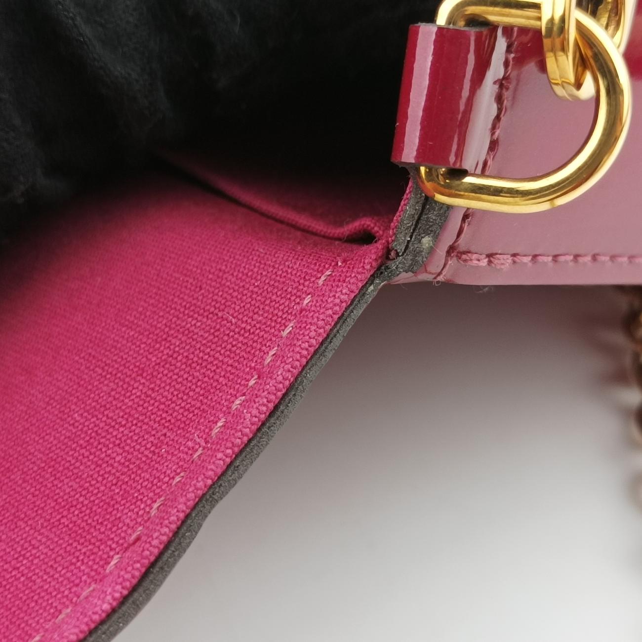 Pre-owned Louis Vuitton Pochette FéLICIE CERISE Vernis M61293 shoulderbag | stylenewstar