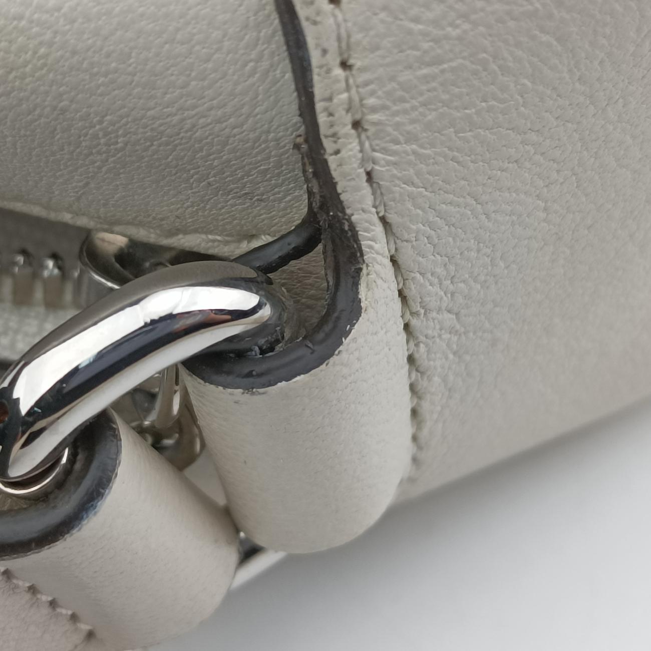 Secondhand Gucci Soho White Leather 760175 shoulderbag | stylenewstar