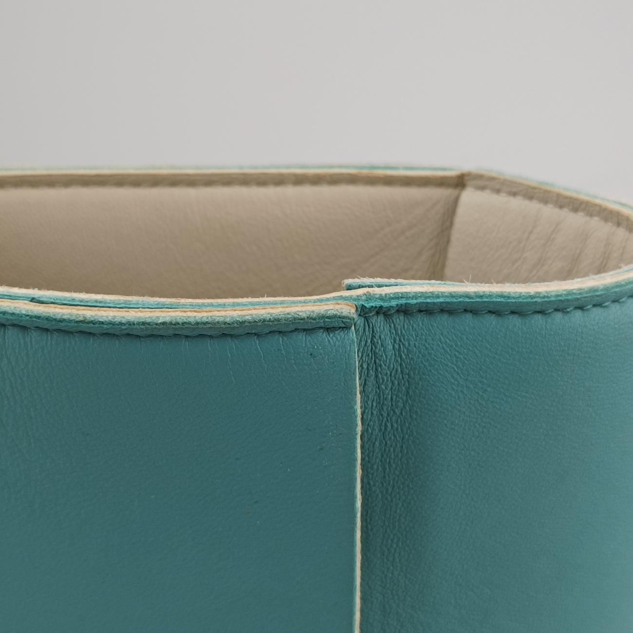 Secondhand Bottega Veneta THE ARCO Tote Blue lambskin  handbag | stylenewstar