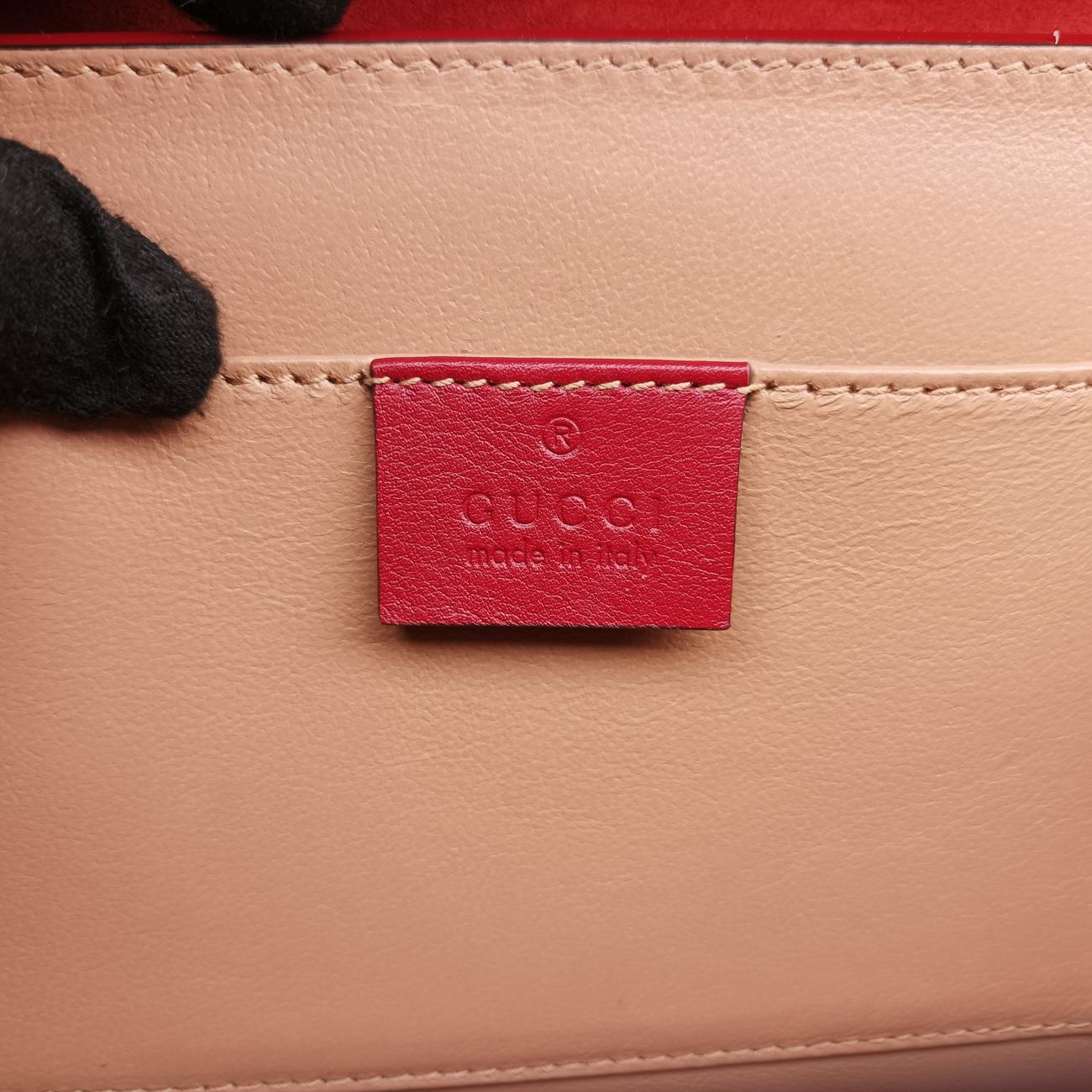 Pre-owned Gucci Sylvie Red Patent 589479 shoulderbag | stylenewstar