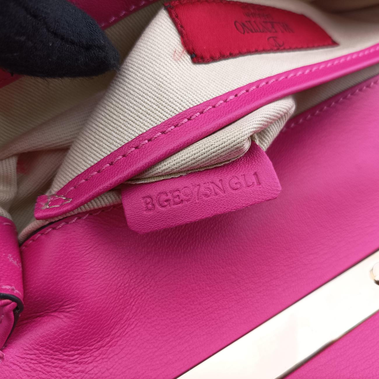 Pre-owned Valentino Rockstud Va Va Voom Rose Leather  shoulderbag | stylenewstar