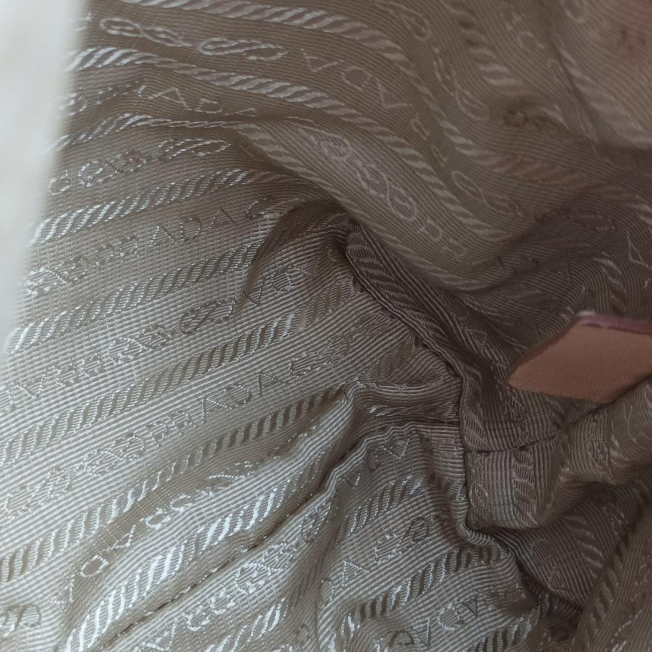 Pre-owned Prada floral embellishments Pink leather  shoulderbag | stylenewstar