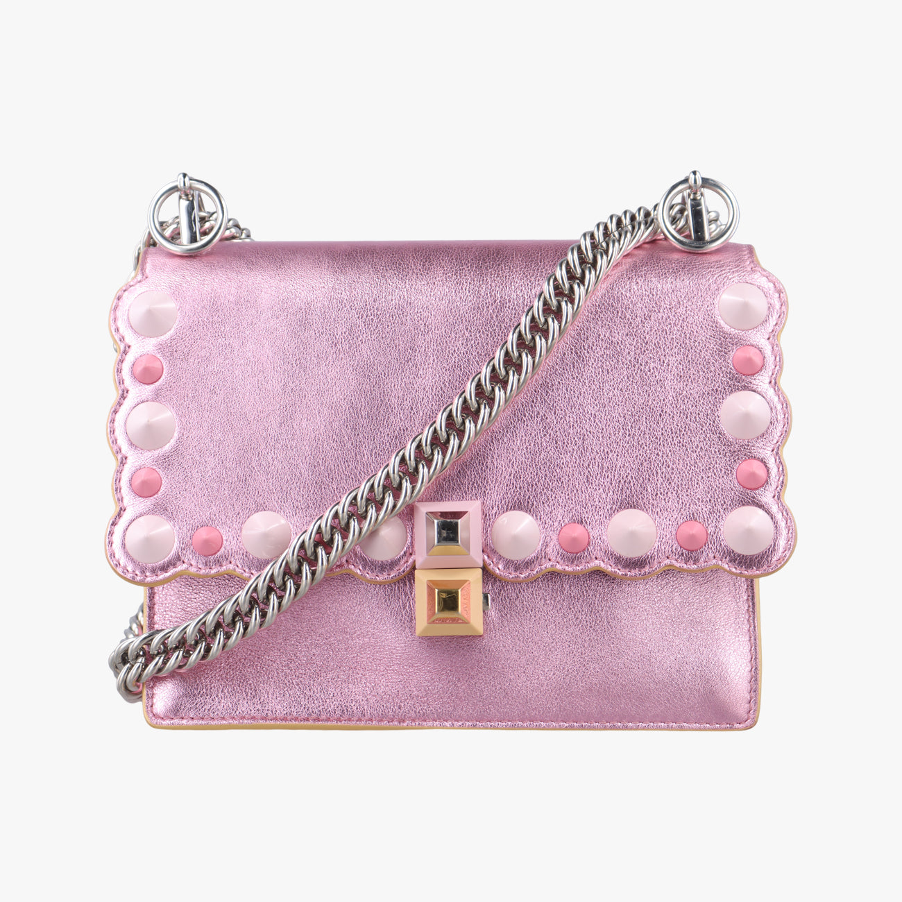 Pre-owned Fendi studded Kan I Pink Leather 8M0381 shoulderbag | stylenewstar