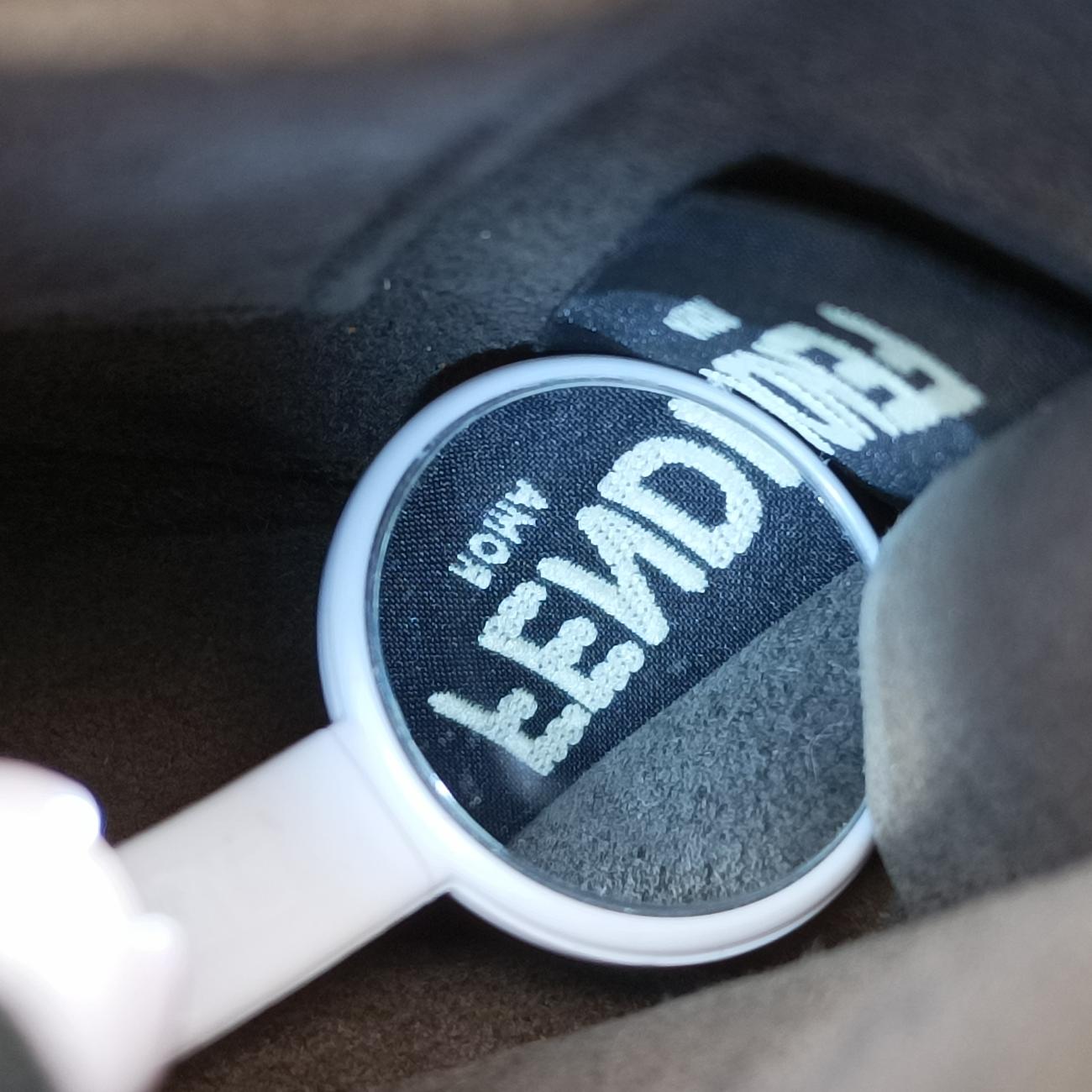 Pre-owned Fendi studded Kan I Pink Leather 8M0381 shoulderbag | stylenewstar