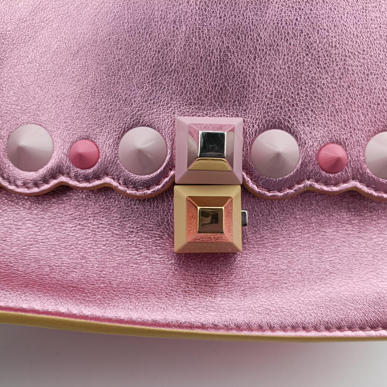 Pre-owned Fendi studded Kan I Pink Leather 8M0381 shoulderbag | stylenewstar