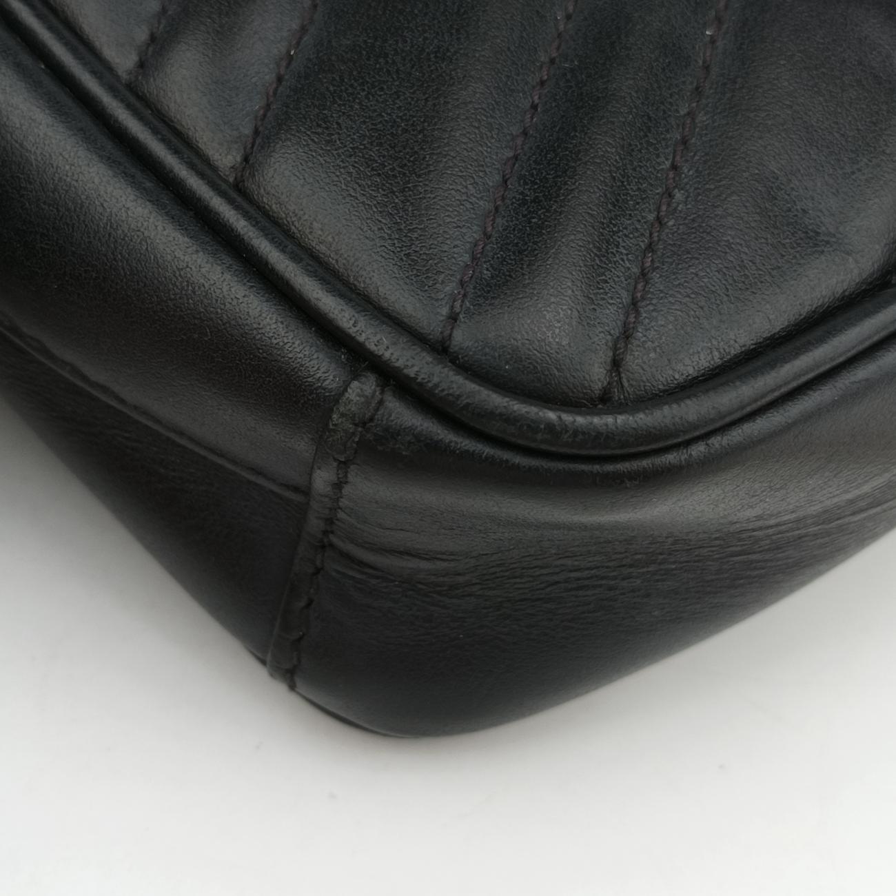 Pre-owned Gucci GG Marmont Black Leather 598597 shoulderbag | stylenewstar