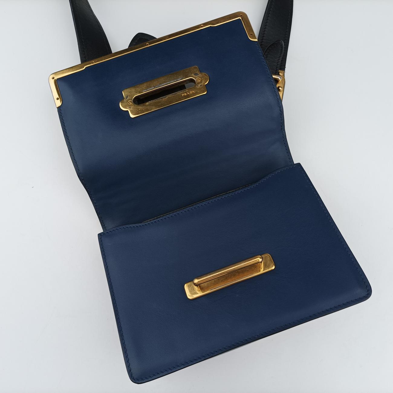Pre-owned Prada Cahier Blue×Black Leather 1BD045 shoulderbag | stylenewstar