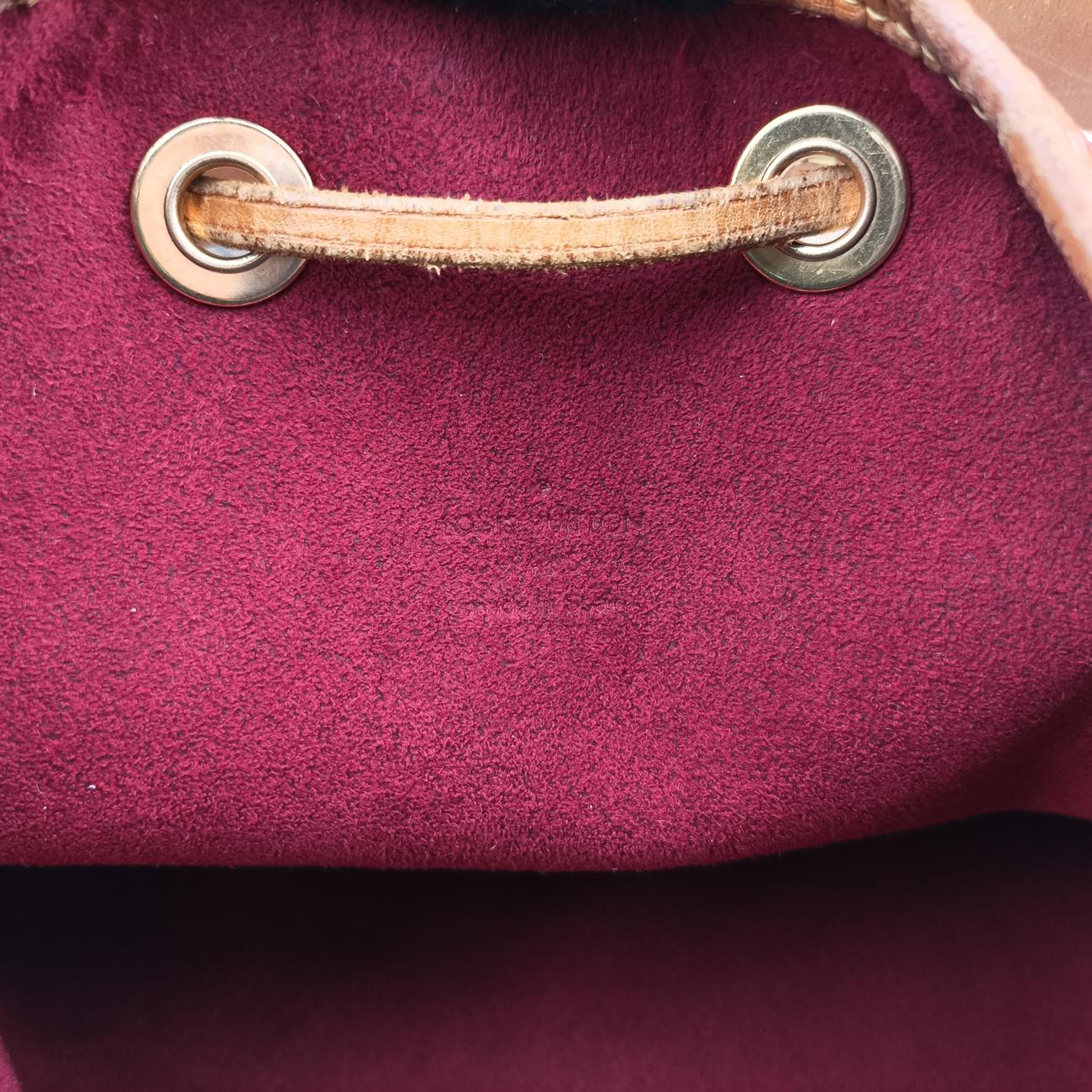 Secondhand Louis Vuitton Petit NOé white Monogram Multicolor M42229 shoulderbag | stylenewstar