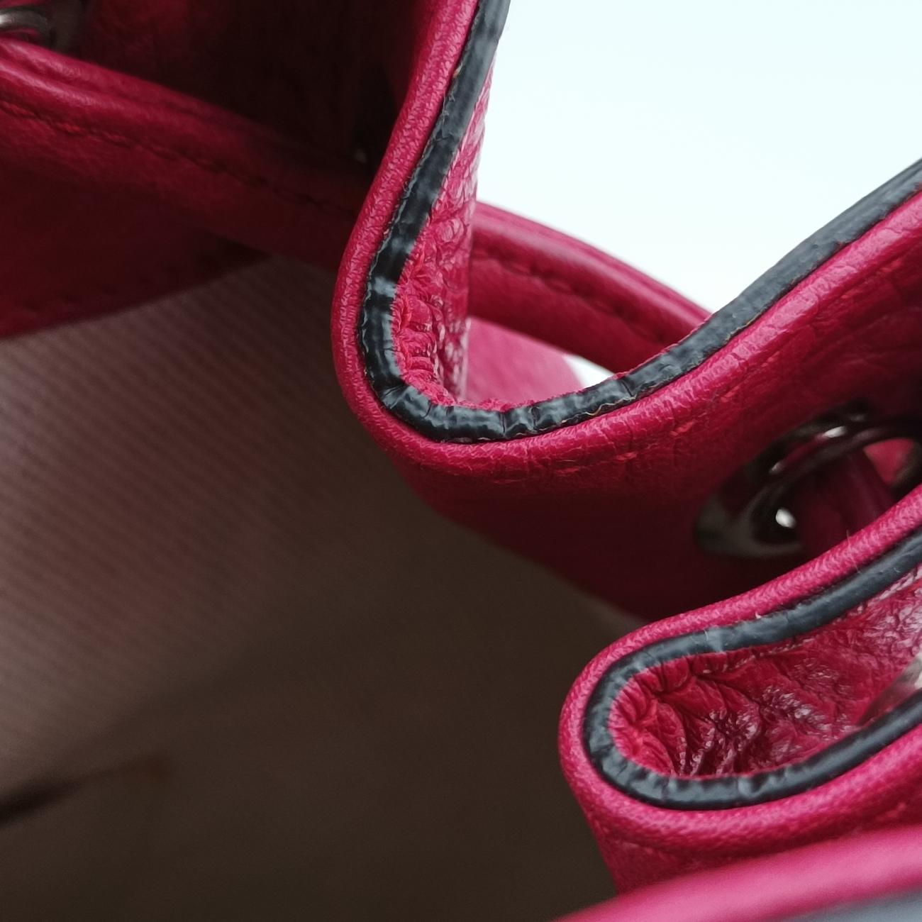 Pre-owned Gucci Bamboo fringe tassel Red Leather 387149 backpack/rucksack | stylenewstar