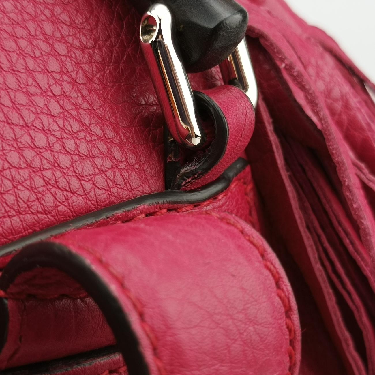 Pre-owned Gucci Bamboo fringe tassel Red Leather 387149 backpack/rucksack | stylenewstar