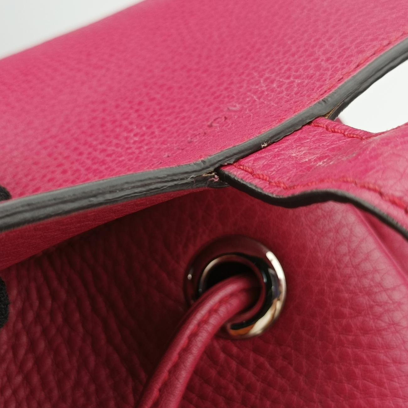 Pre-owned Gucci Bamboo fringe tassel Red Leather 387149 backpack/rucksack | stylenewstar