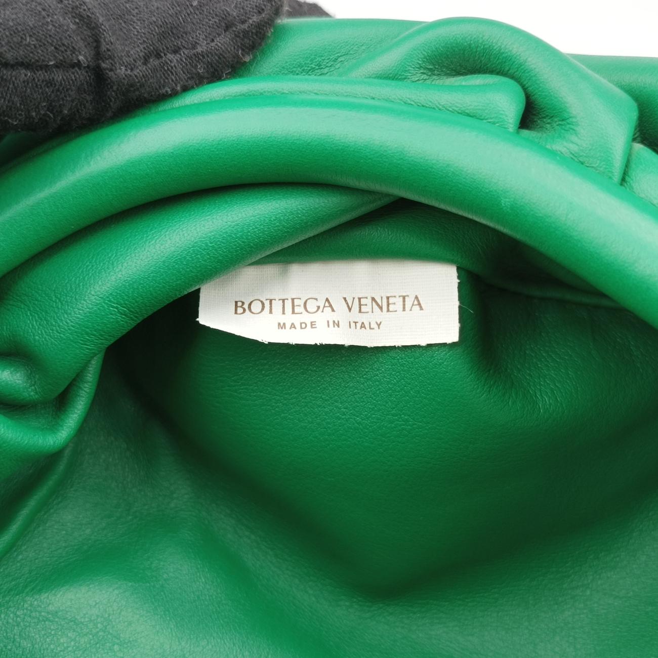 Pre-owned Bottega Veneta The　Chain Pouch Green lambskin  bum bag/waist bag | stylenewstar