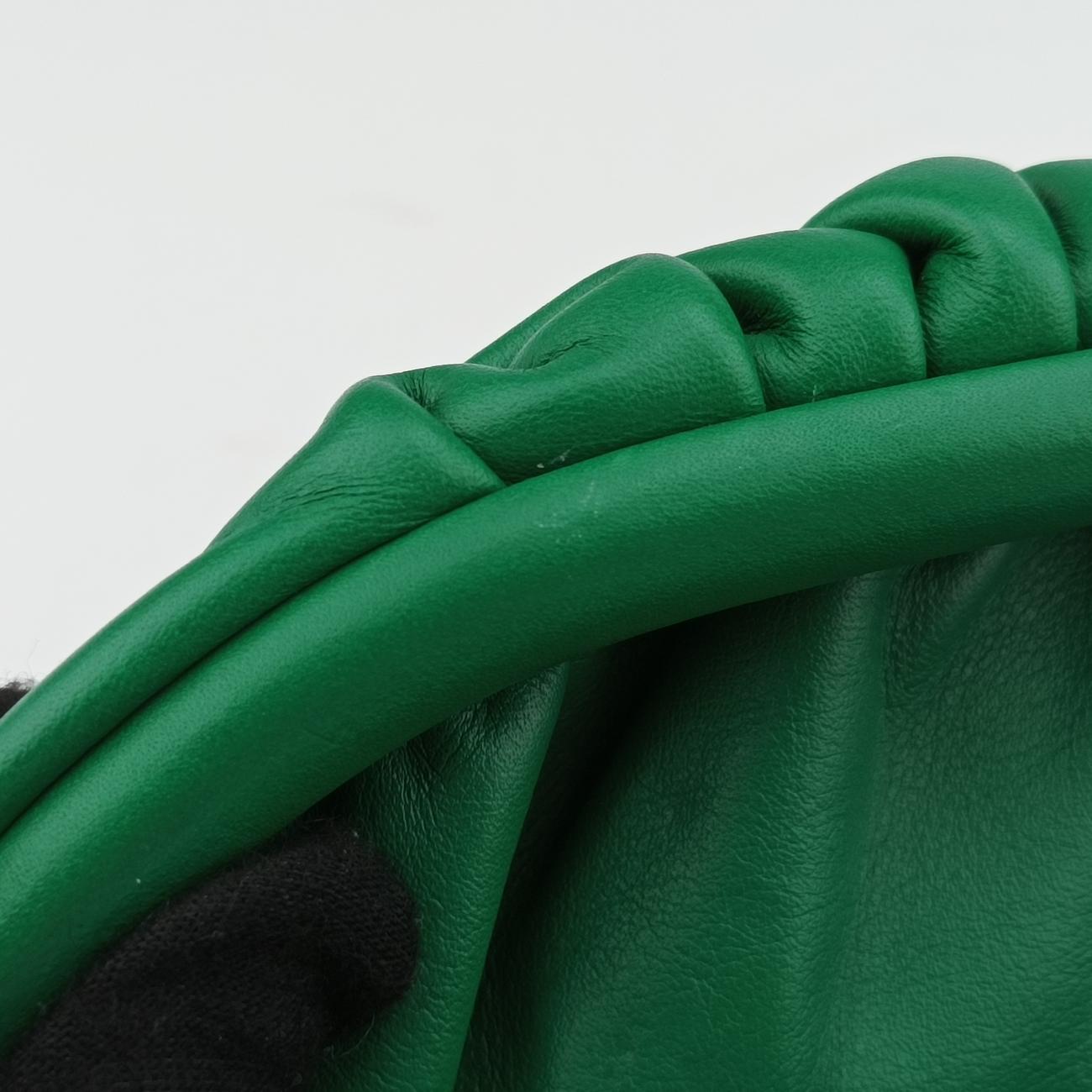 Pre-owned Bottega Veneta The　Chain Pouch Green lambskin  bum bag/waist bag | stylenewstar