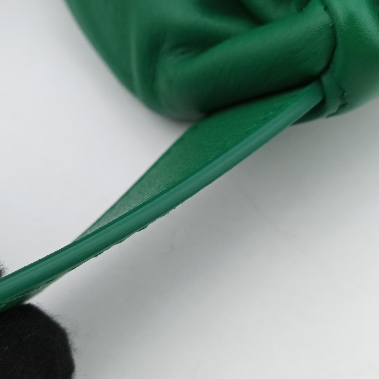 Pre-owned Bottega Veneta The　Chain Pouch Green lambskin  bum bag/waist bag | stylenewstar