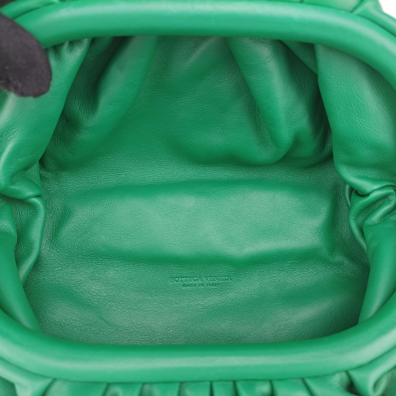 Pre-owned Bottega Veneta The　Chain Pouch Green lambskin  bum bag/waist bag | stylenewstar