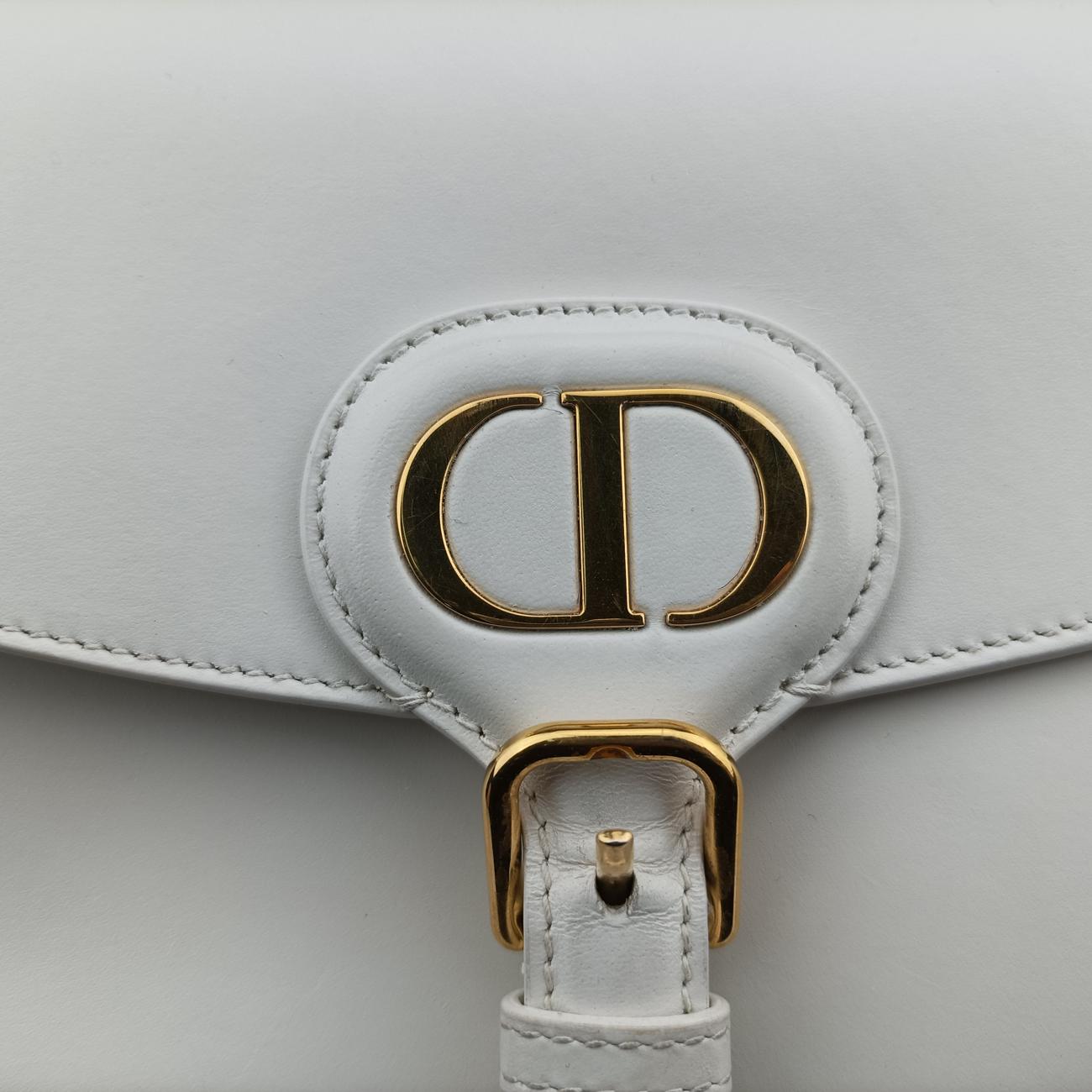 Secondhand Christian Dior Bobby White leather  shoulderbag | stylenewstar