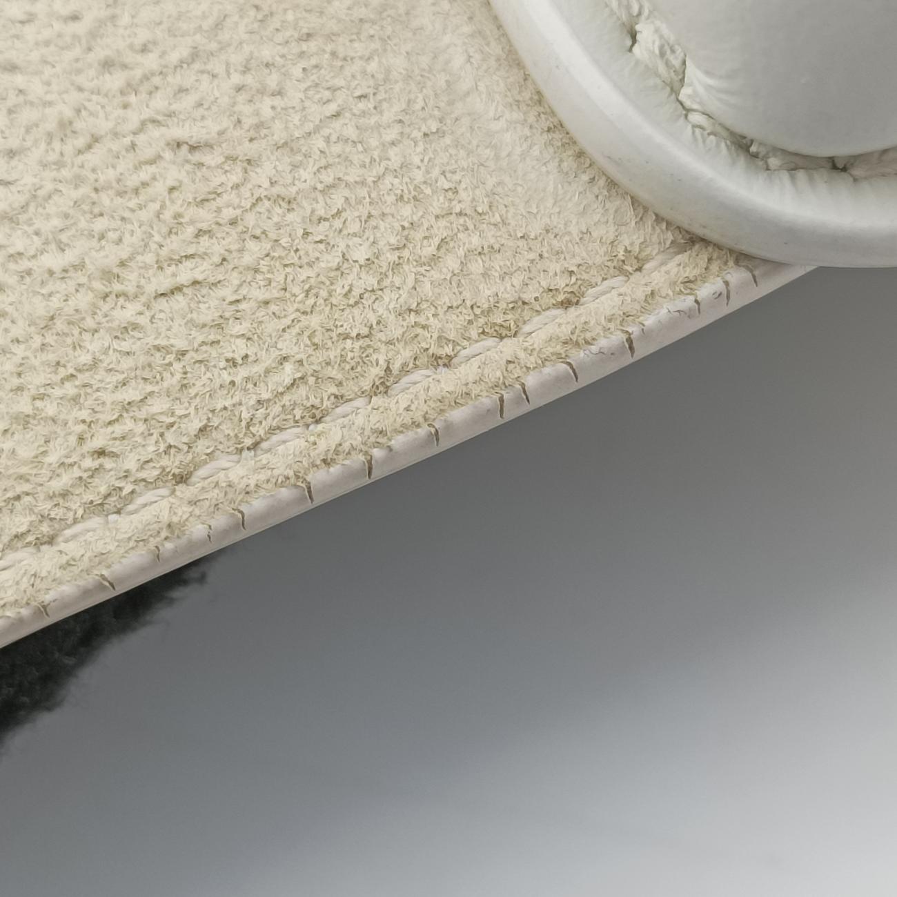 Secondhand Christian Dior Bobby White leather  shoulderbag | stylenewstar