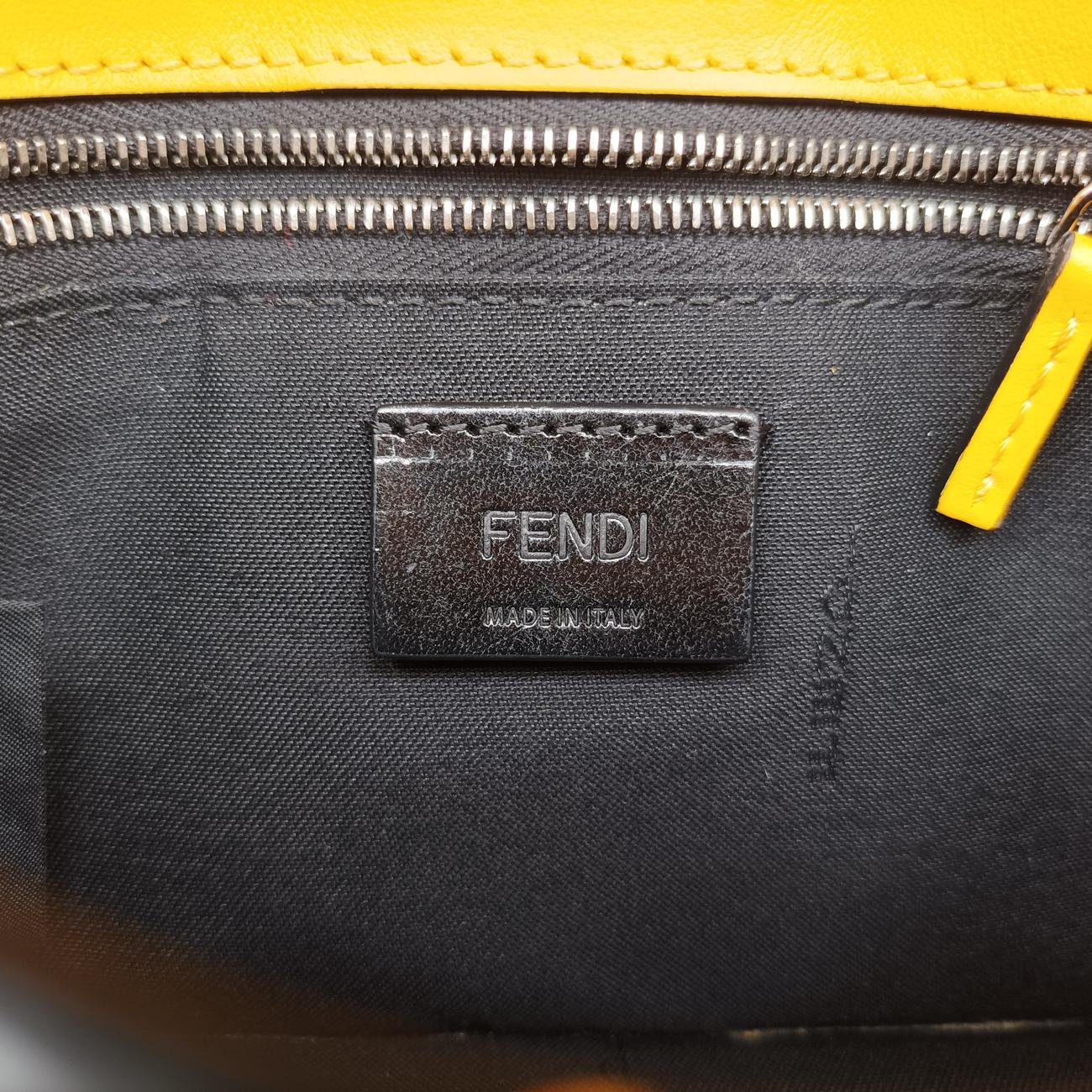 Vintage Fendi FF Logo Baguette slim Yellow Leather 7M0295 shoulderbag | stylenewstar
