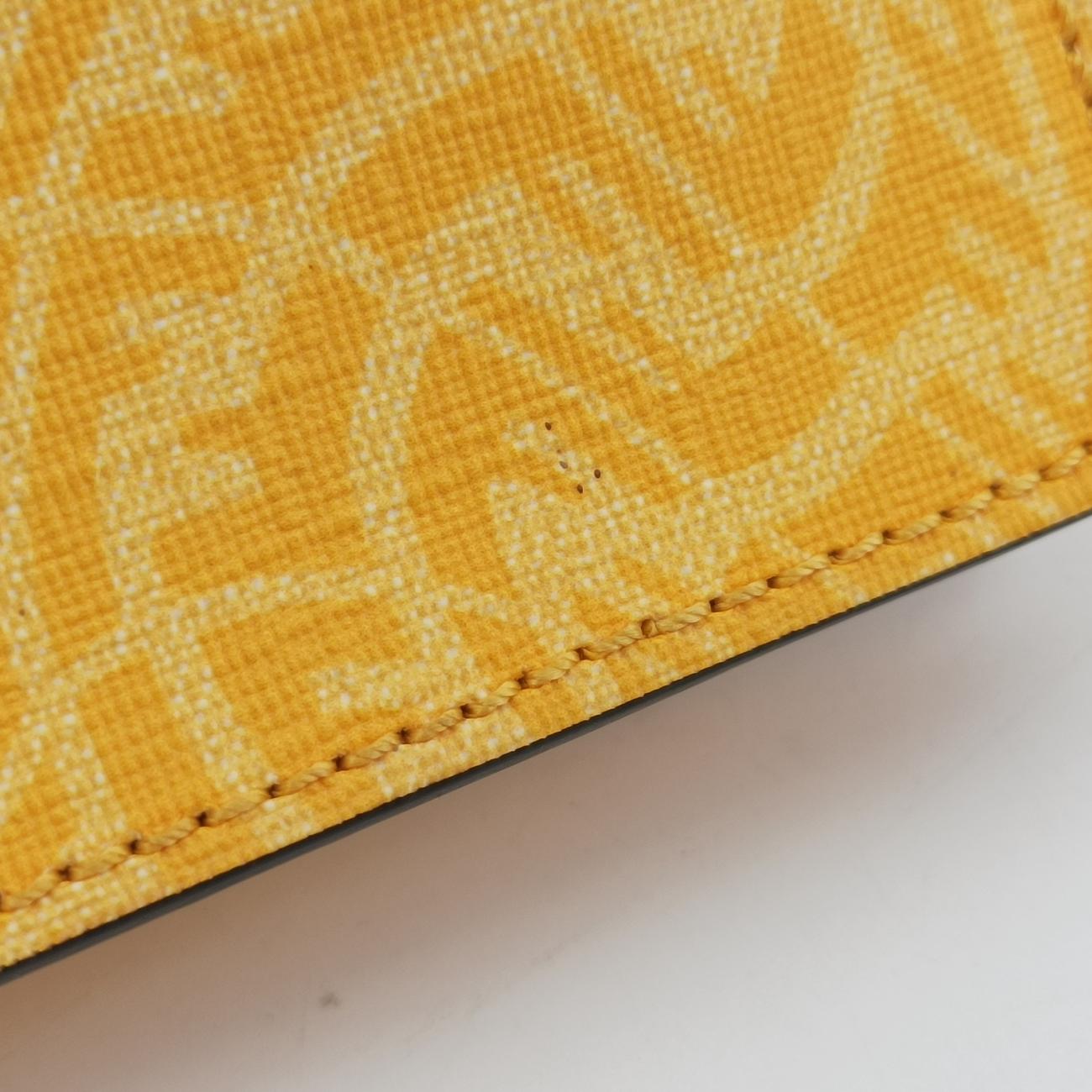 Vintage Fendi FF Logo Baguette slim Yellow Leather 7M0295 shoulderbag | stylenewstar