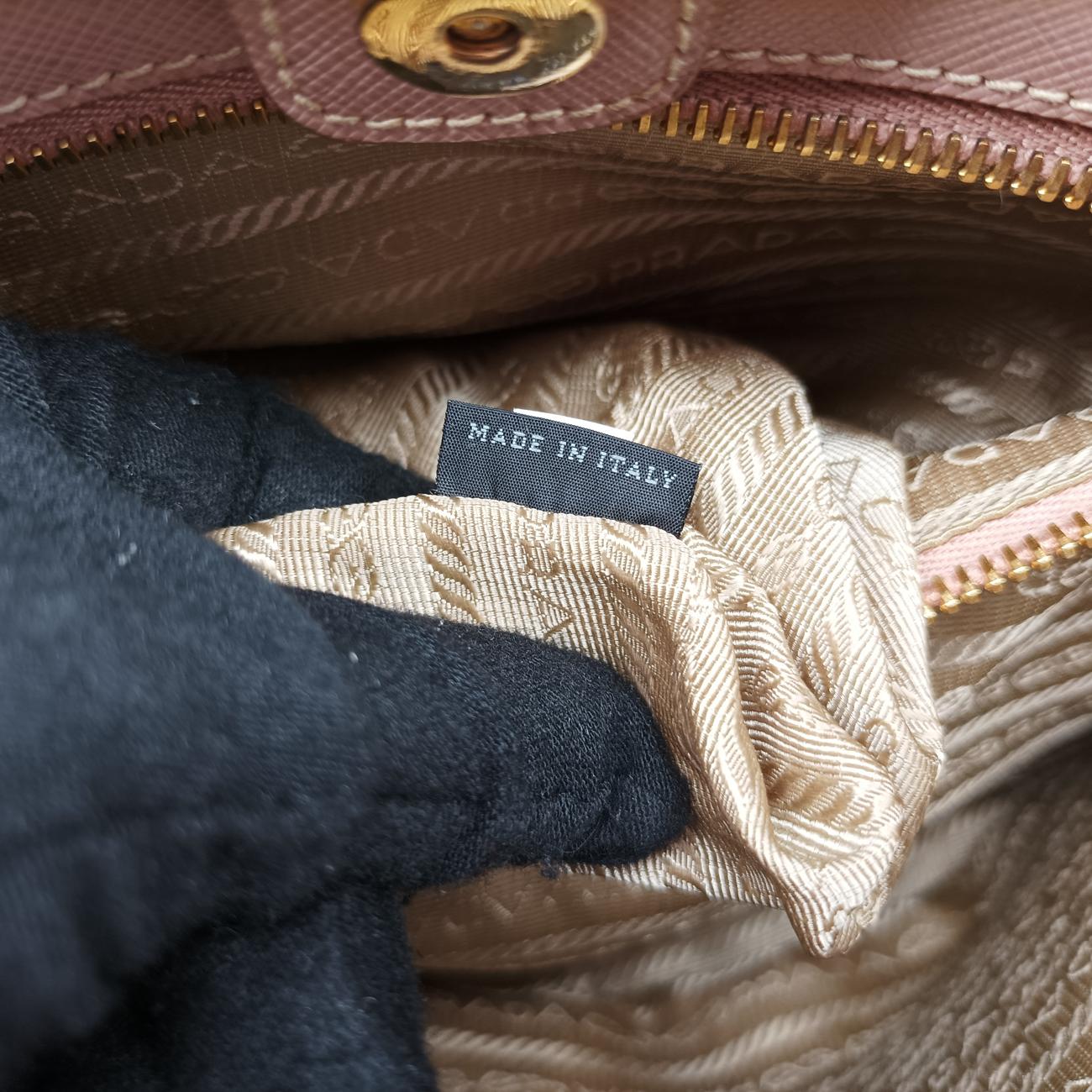 Pre-owned Prada Galleria Pink SAFFIANO Leather BN1801 shoulderbag | stylenewstar