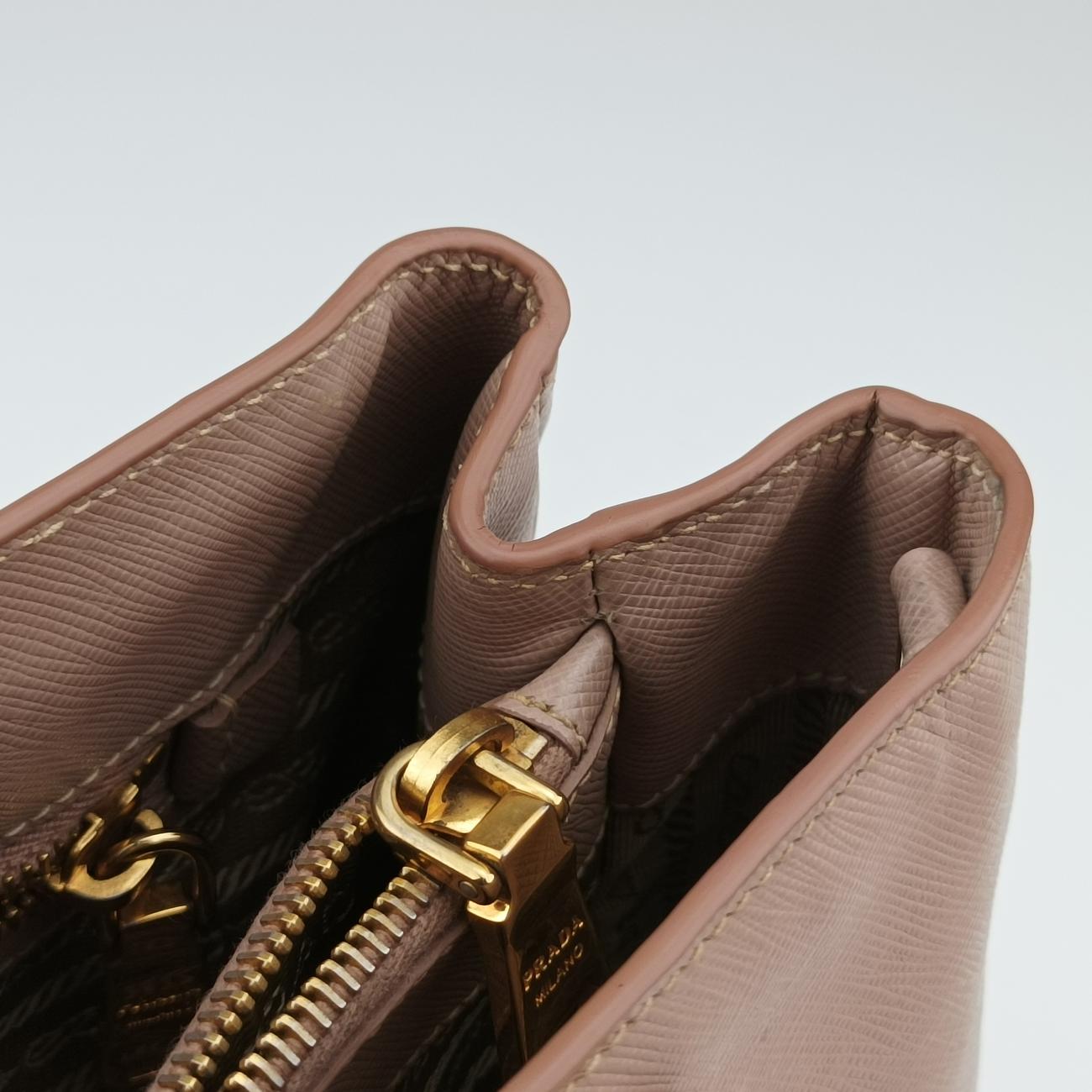 Pre-owned Prada Galleria Pink SAFFIANO Leather BN1801 shoulderbag | stylenewstar