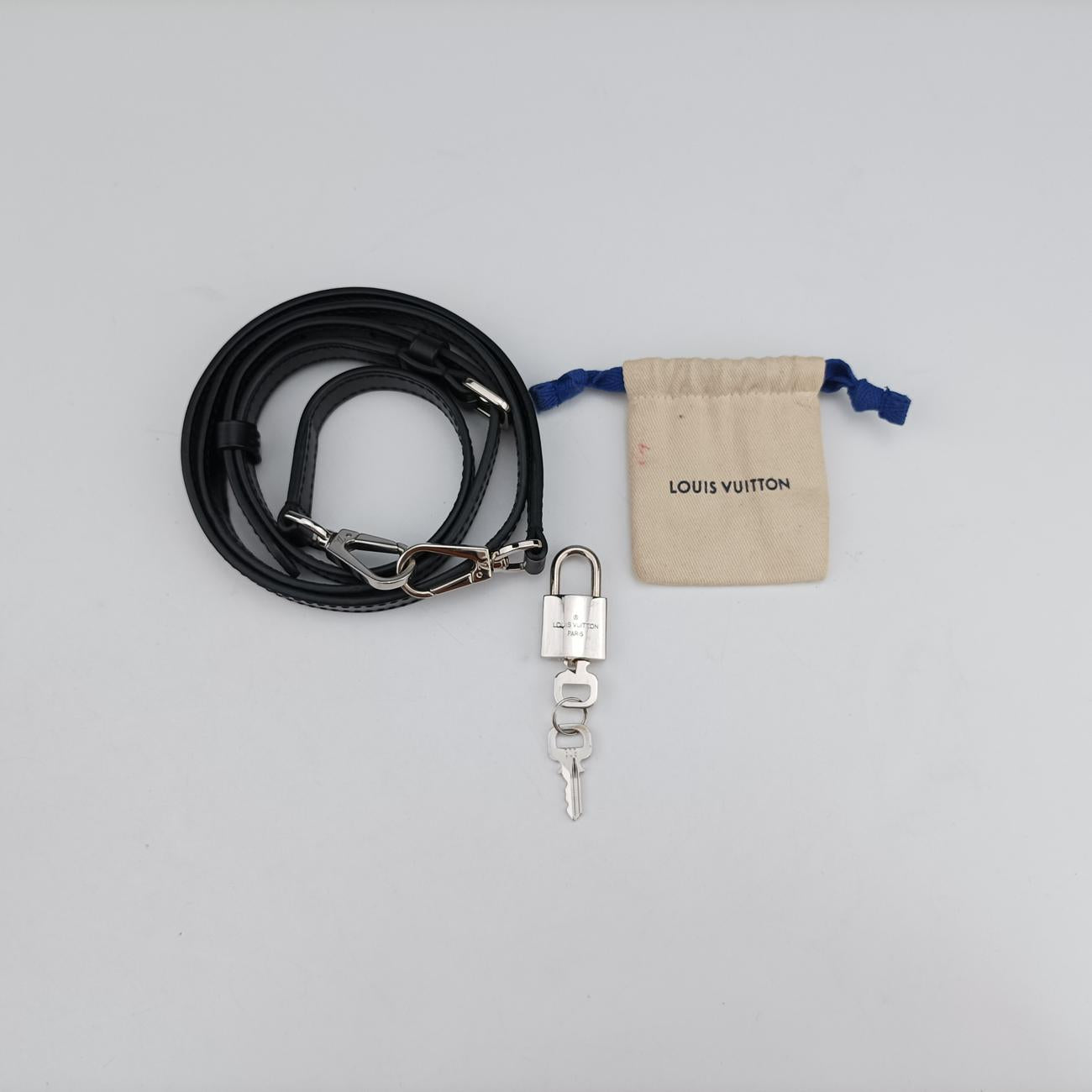 Pre-owned Louis Vuitton CANNES noir epi M52226 shoulderbag | stylenewstar