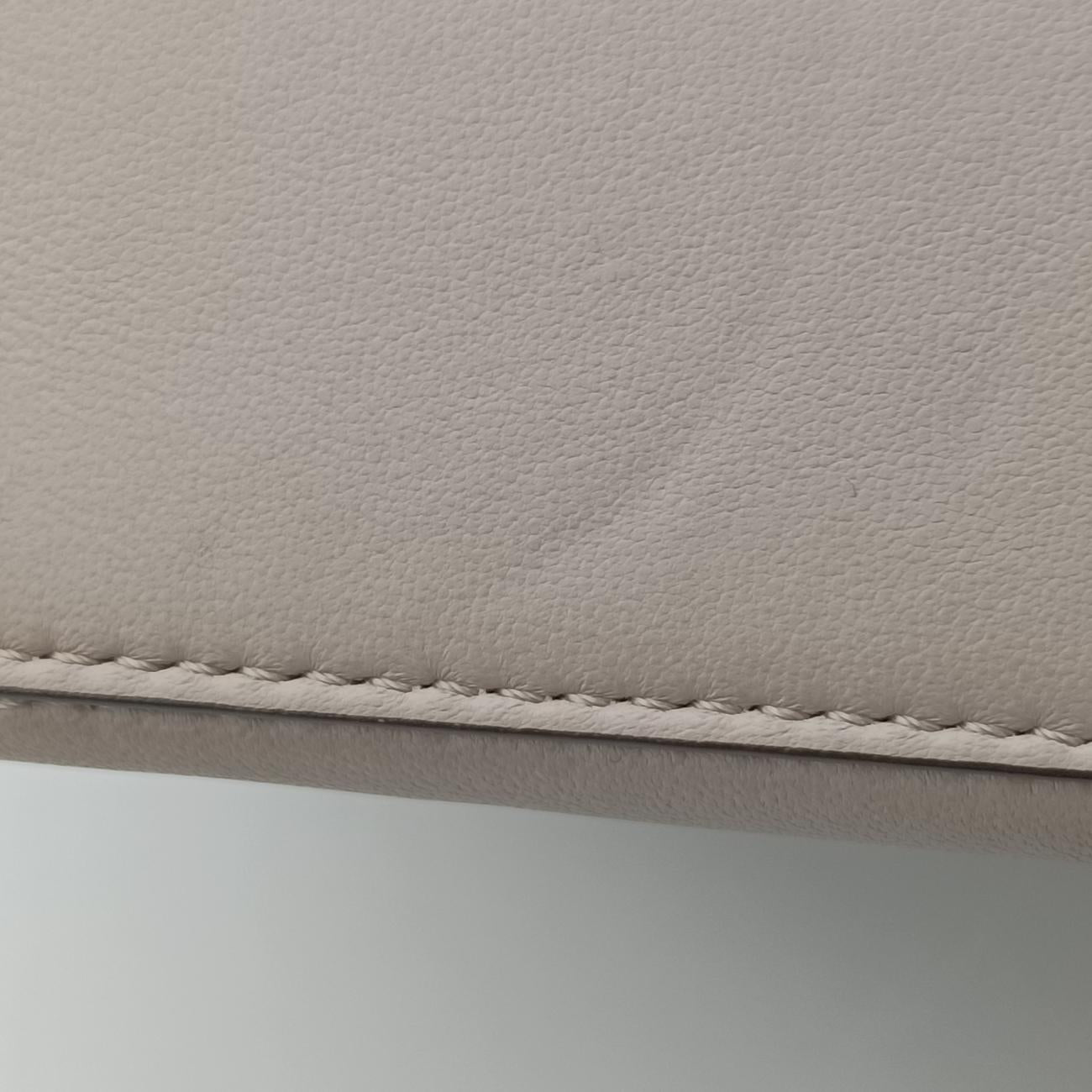 Secondhand Fendi Dotcom Click Small Beige Leather 8BN299 shoulderbag | stylenewstar