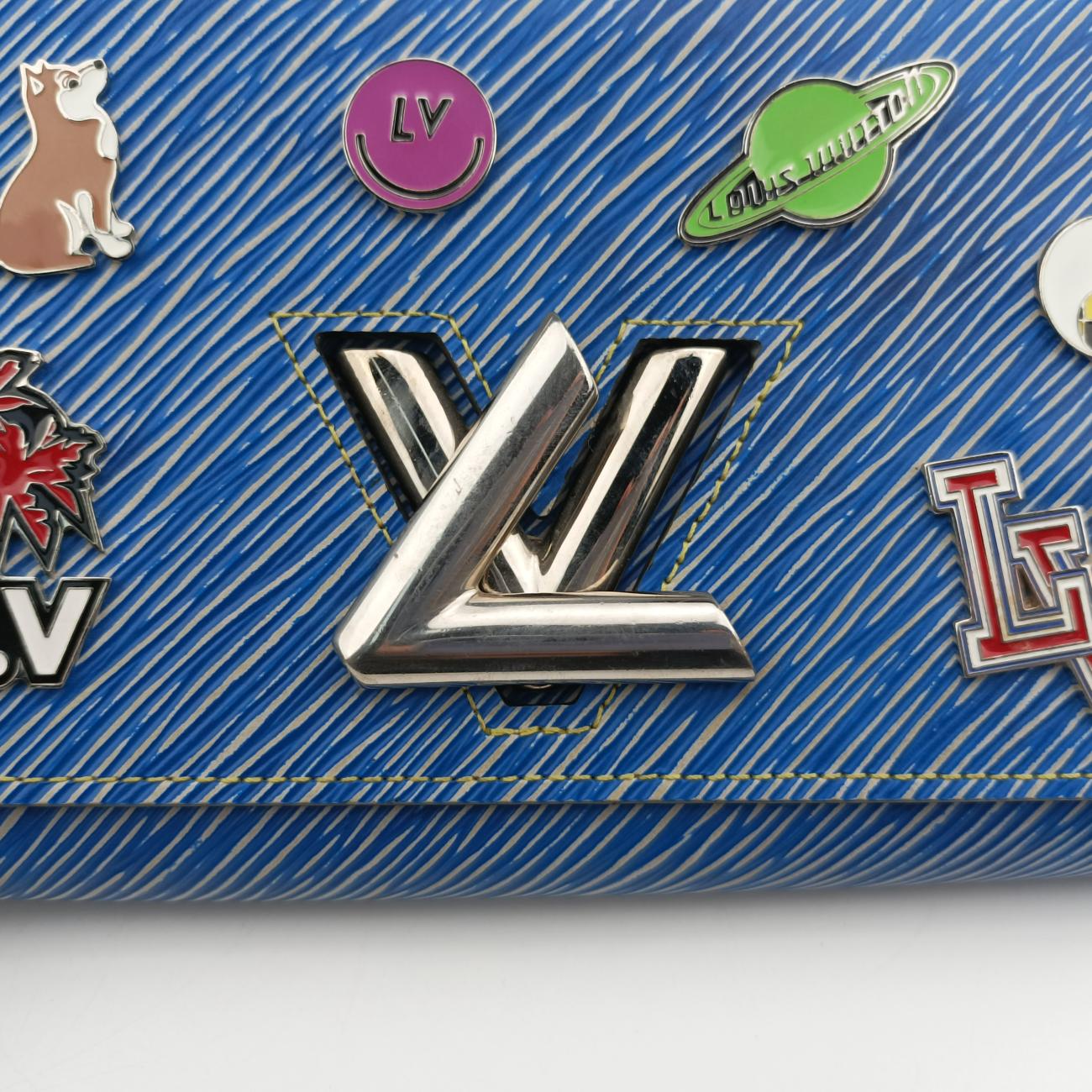 Pre-owned Louis Vuitton Portefeuille Twist Chain blue×multicolor Epi M62732 shoulderbag | stylenewstar