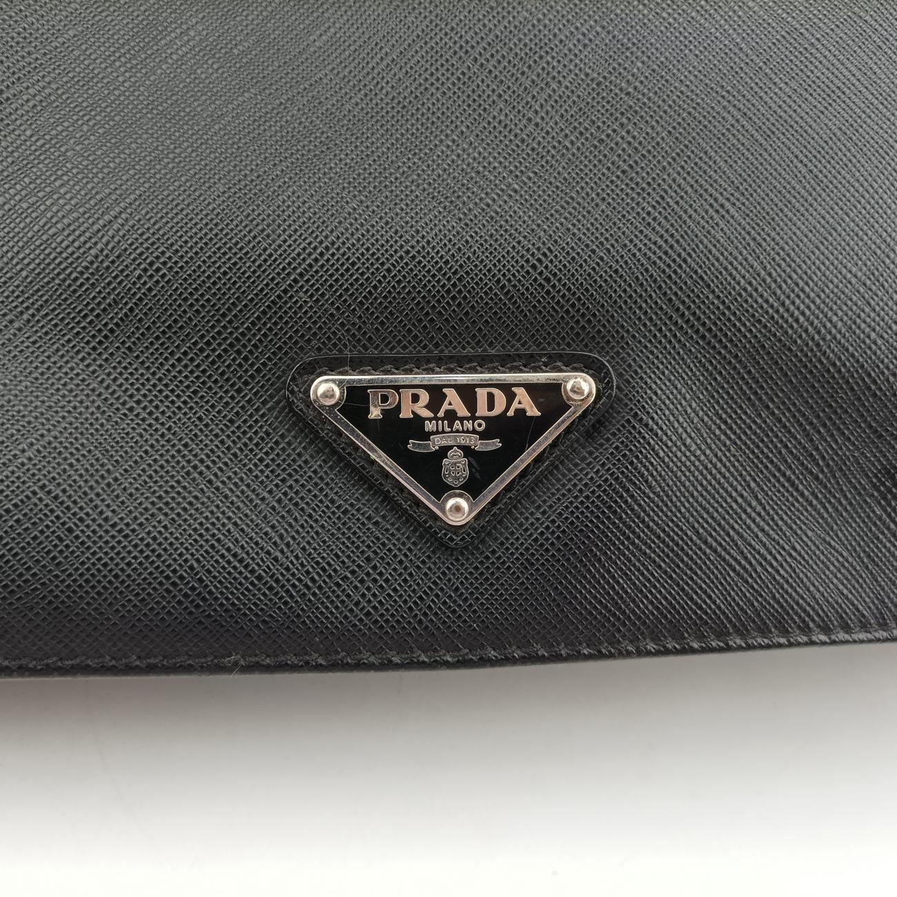 Pre-owned Prada Triangle Logo Plate Black Saffiano Leather  handbag | stylenewstar