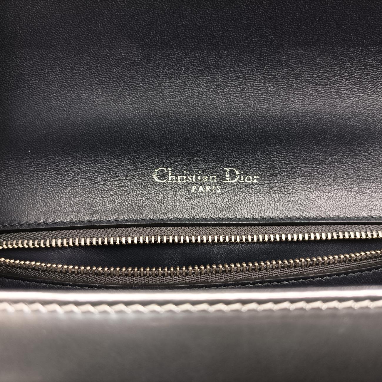 Pre-owned Christian Dior Diorama Silver Beaded  shoulderbag | stylenewstar